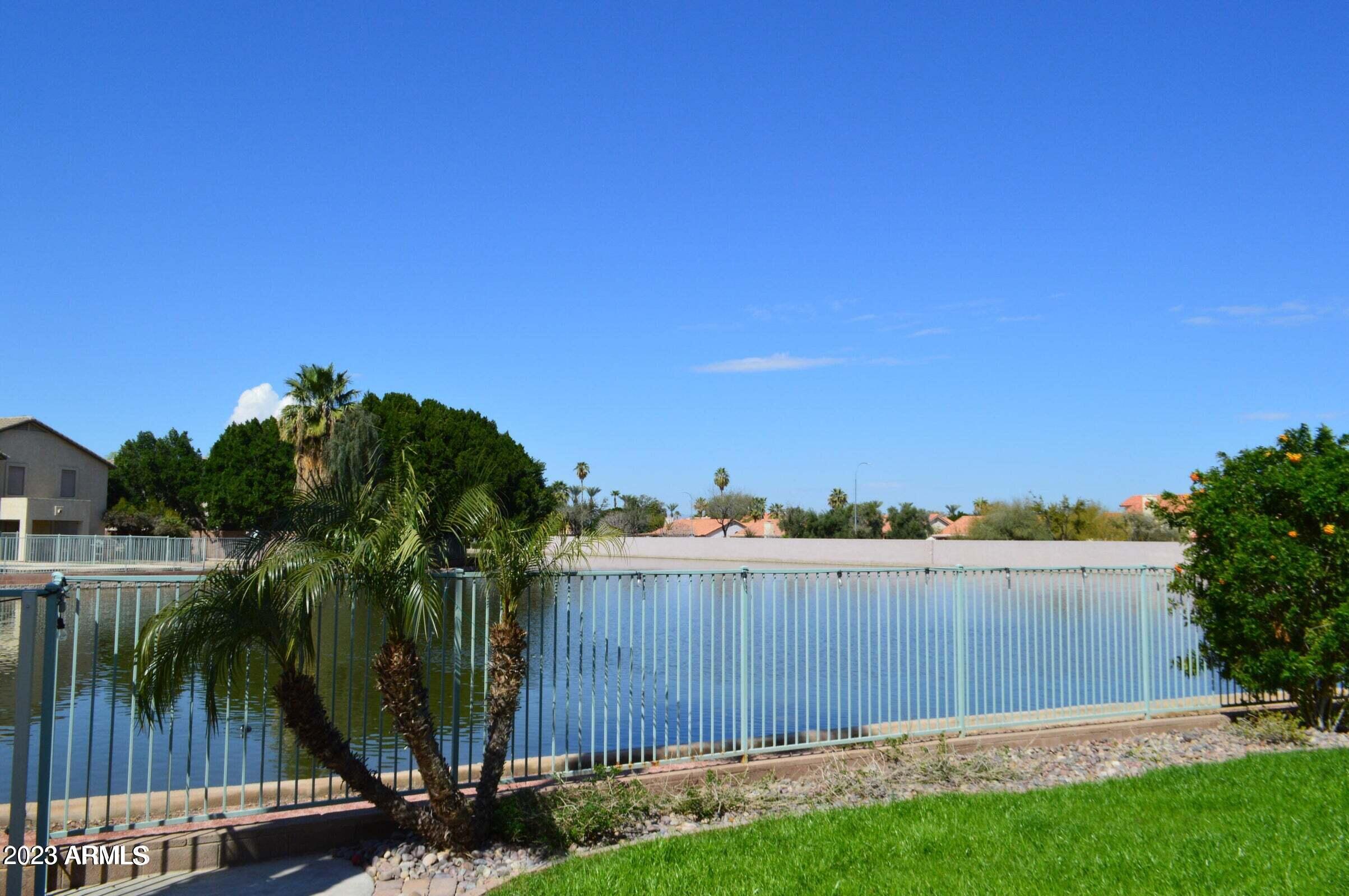 10901 W LEWIS Avenue