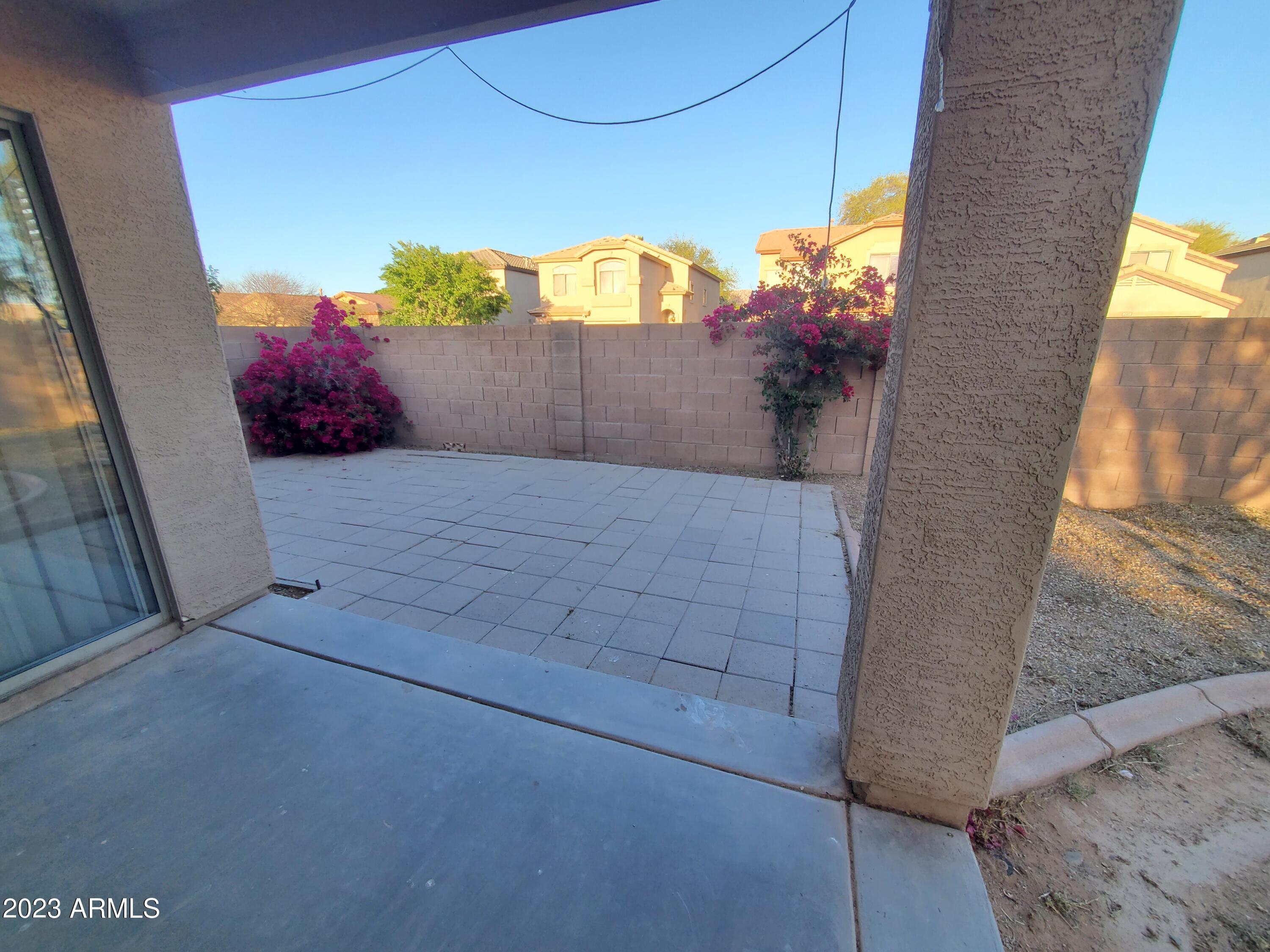 10901 W LEWIS Avenue