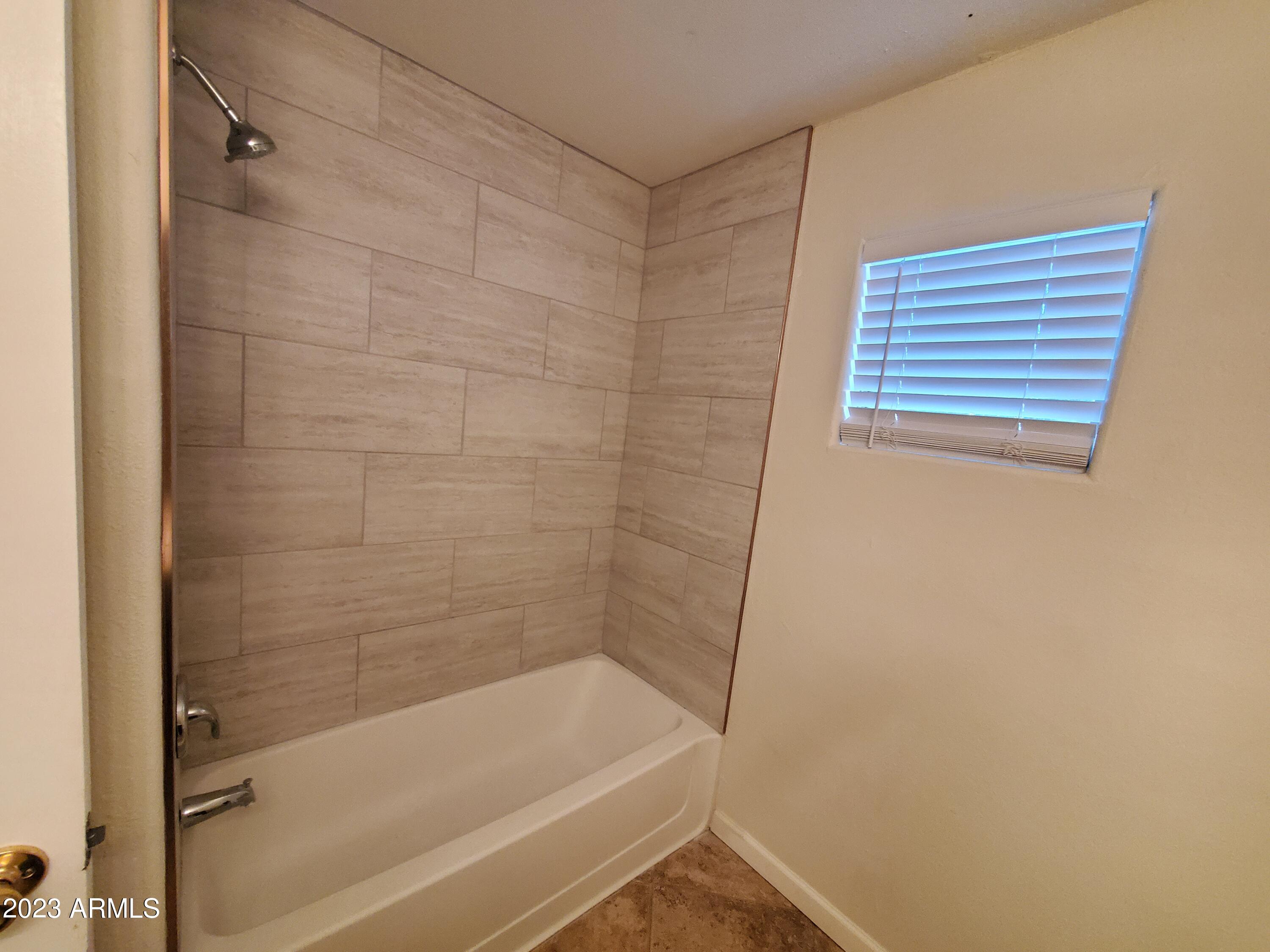 10901 W LEWIS Avenue