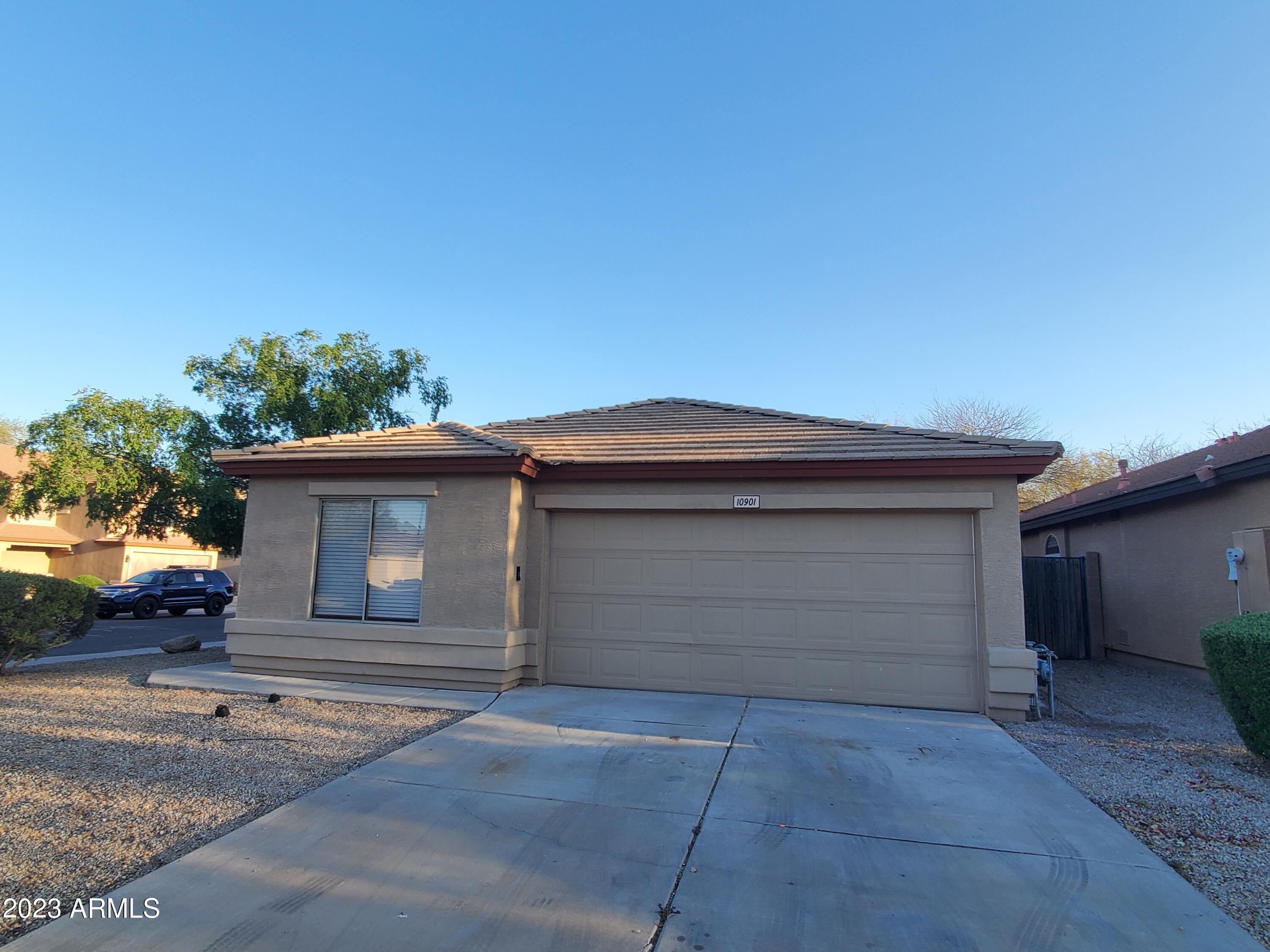 10901 W LEWIS Avenue