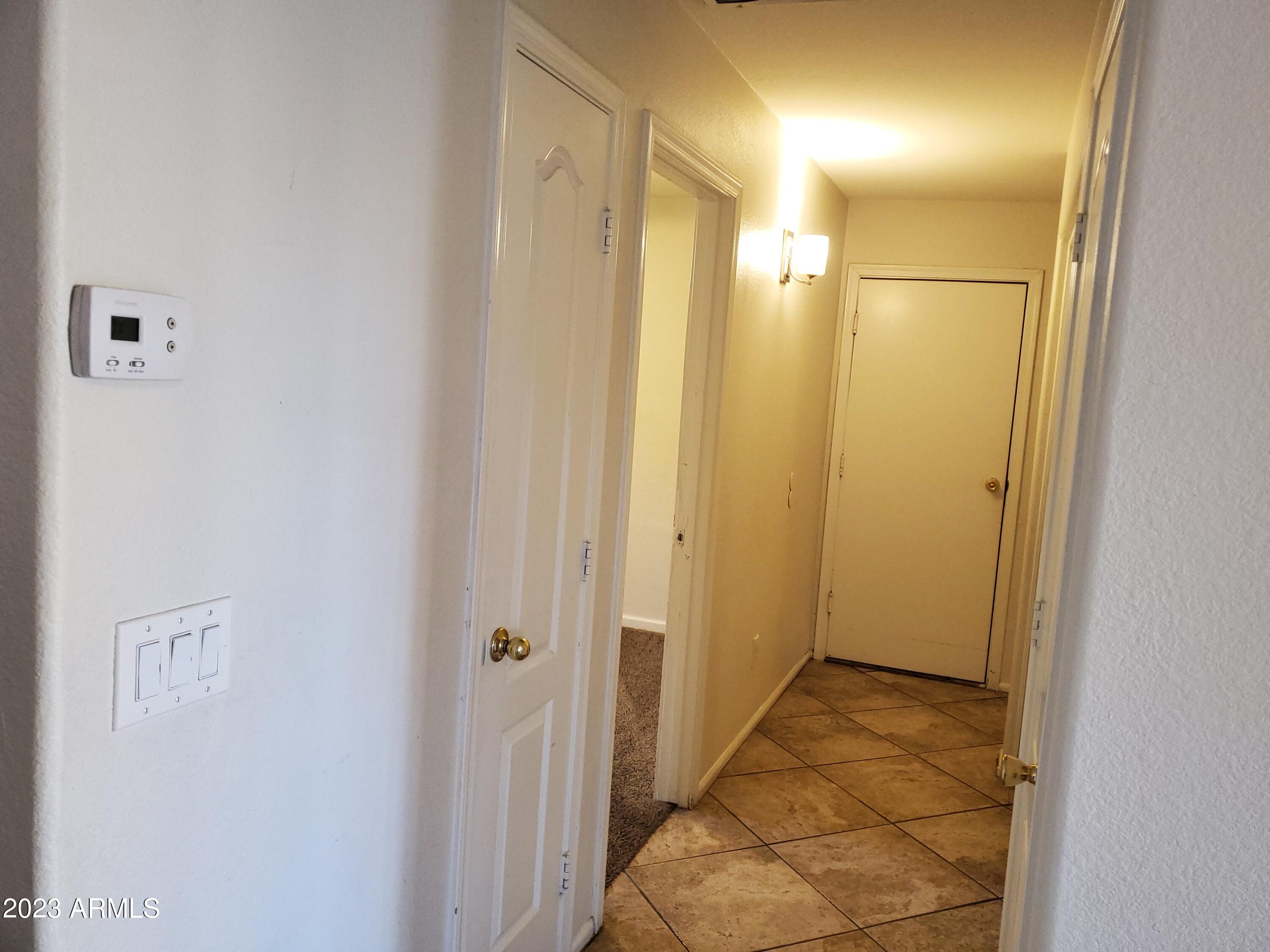 10901 W LEWIS Avenue