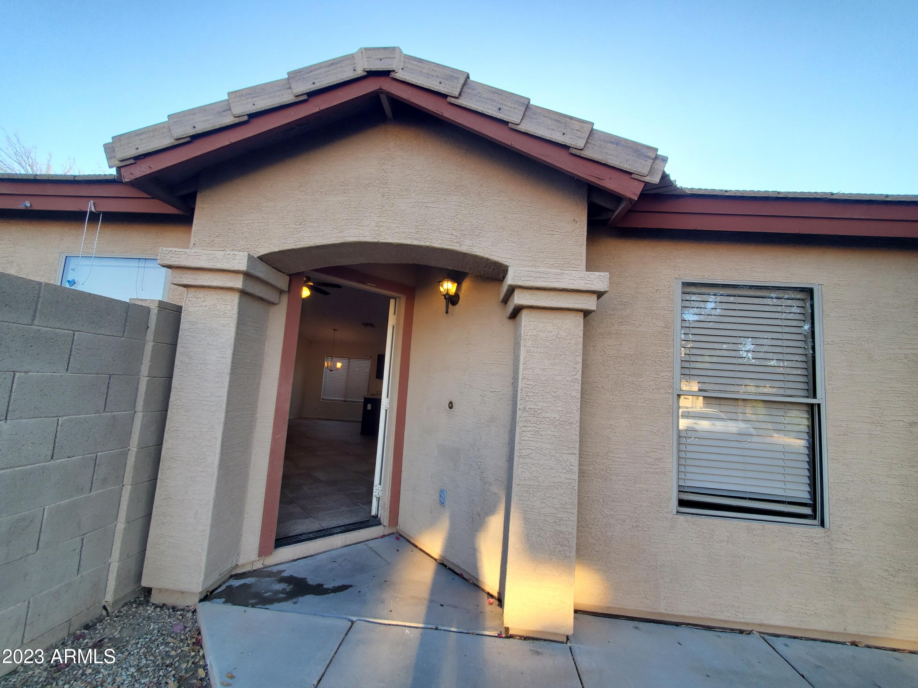 10901 W LEWIS Avenue