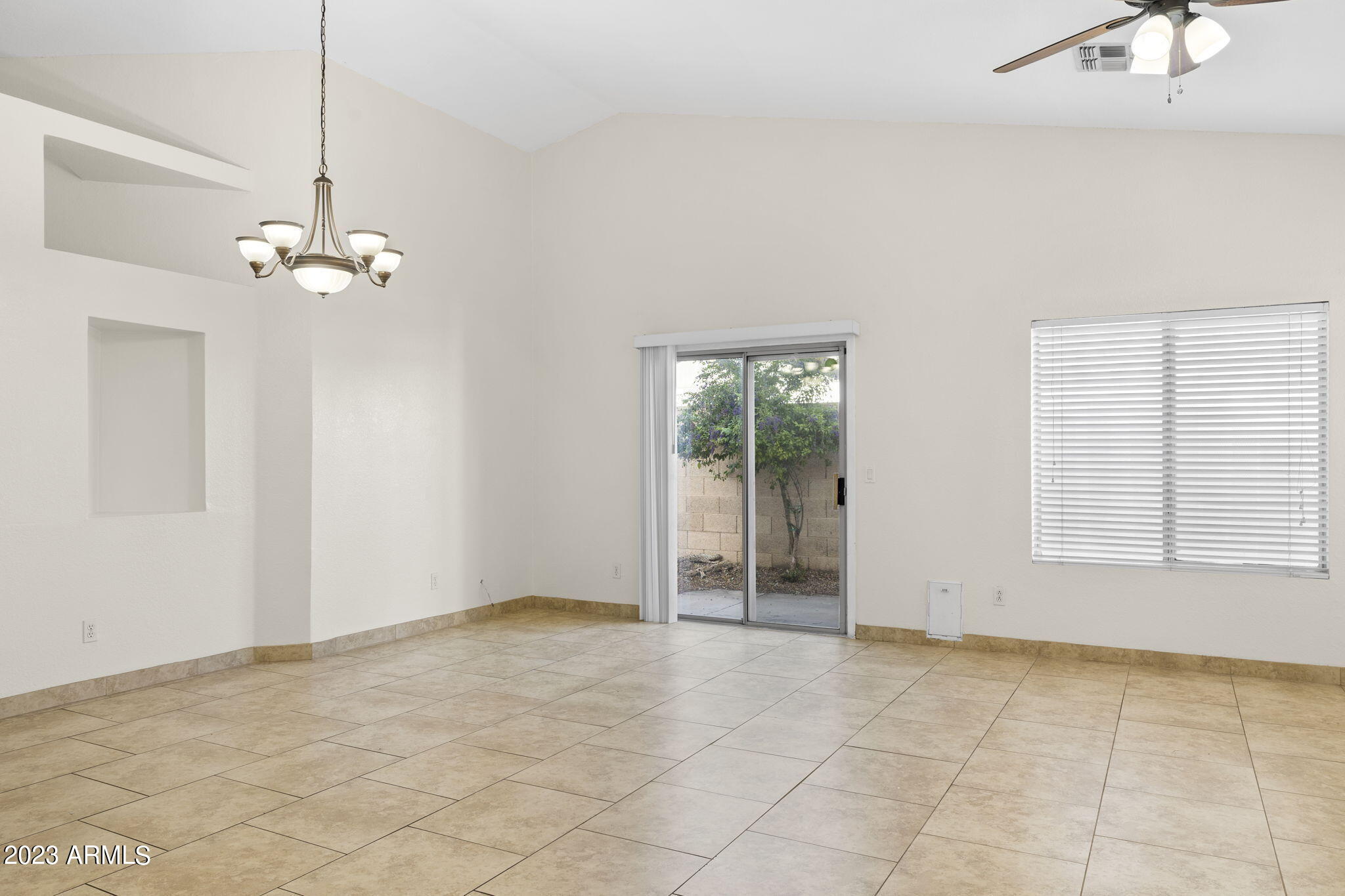 1750 W UNION HILLS Drive # 31