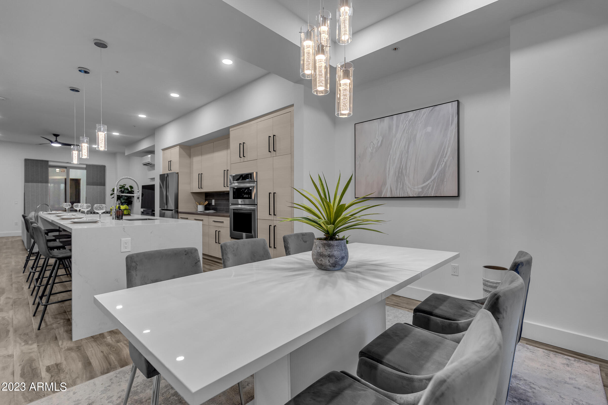 7788 E MAIN Street, 1009