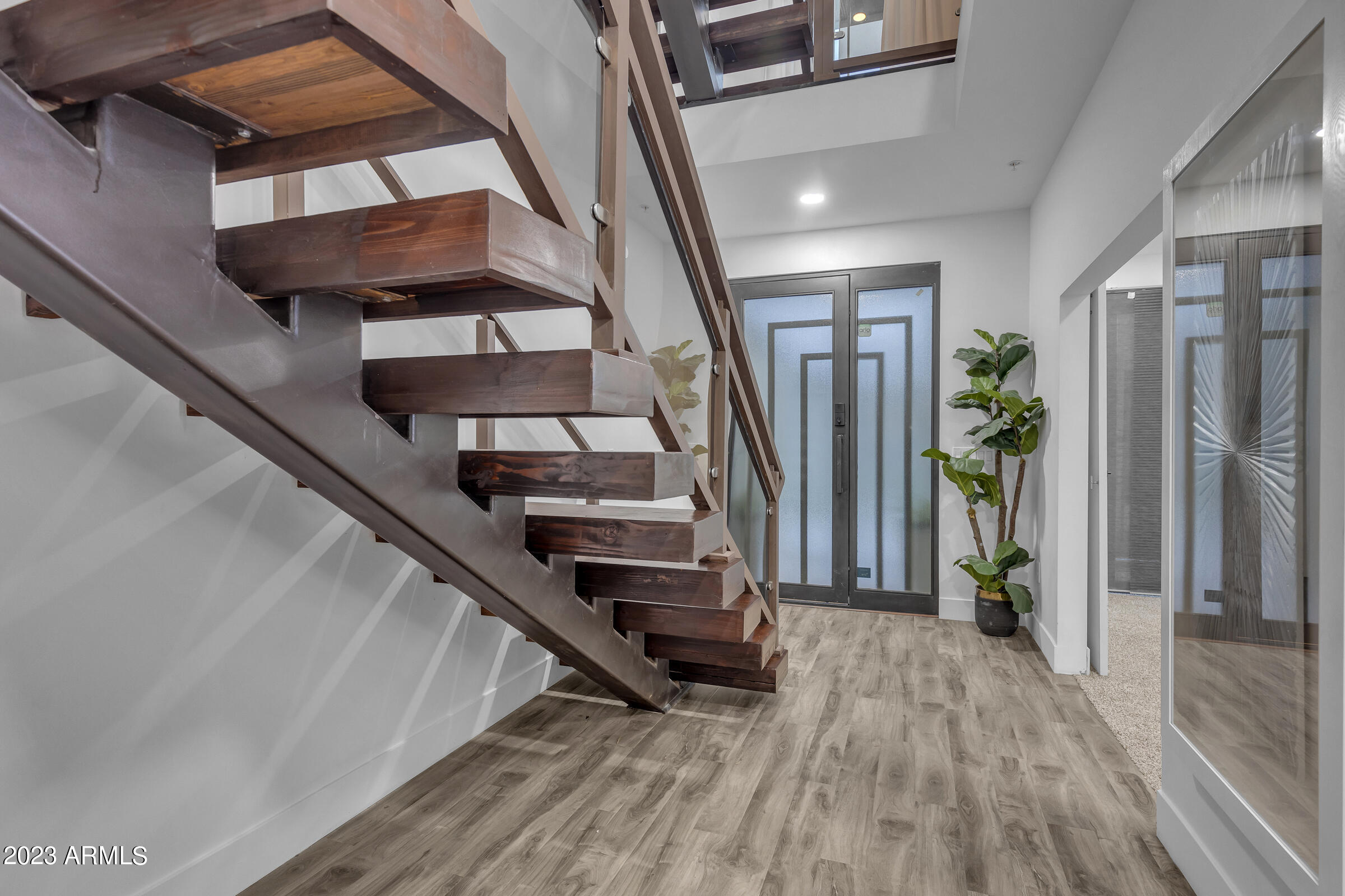 7788 E MAIN Street, 1009