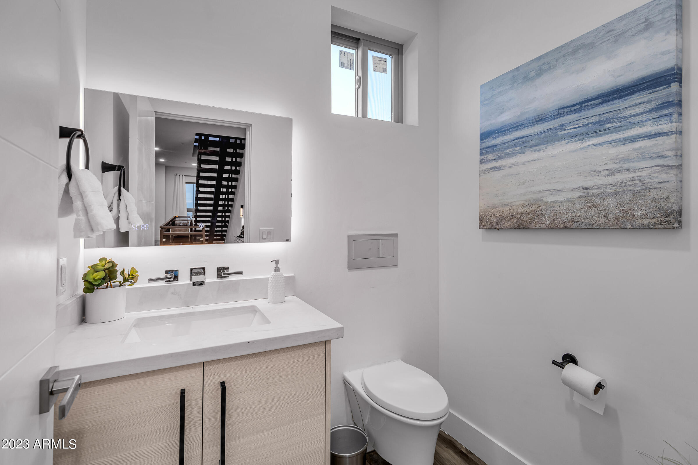 7788 E MAIN Street, 1009