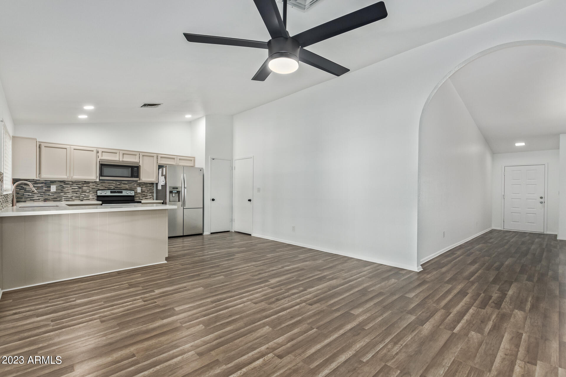 154 W VILLA RITA Drive