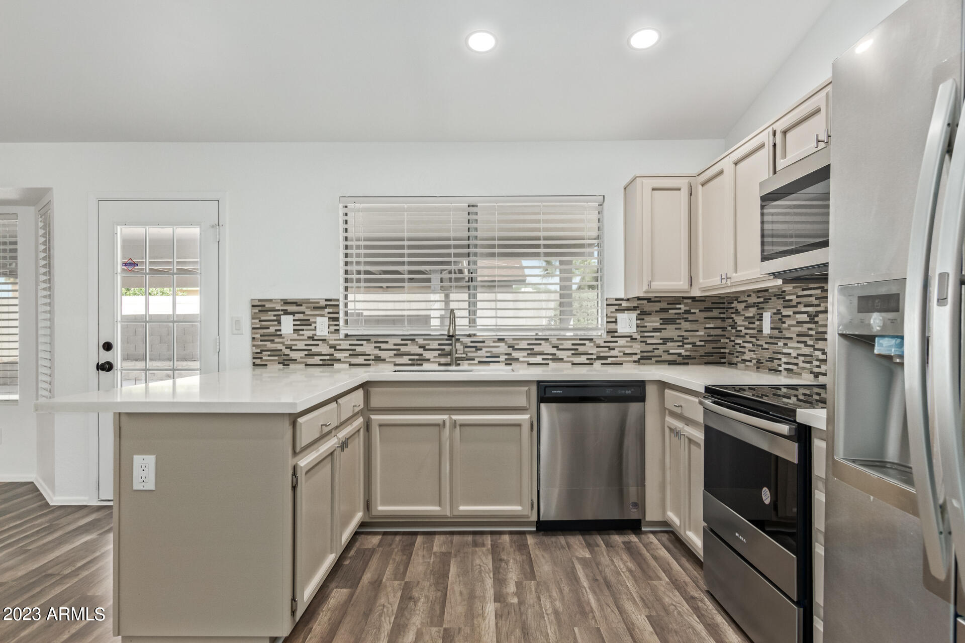 154 W VILLA RITA Drive