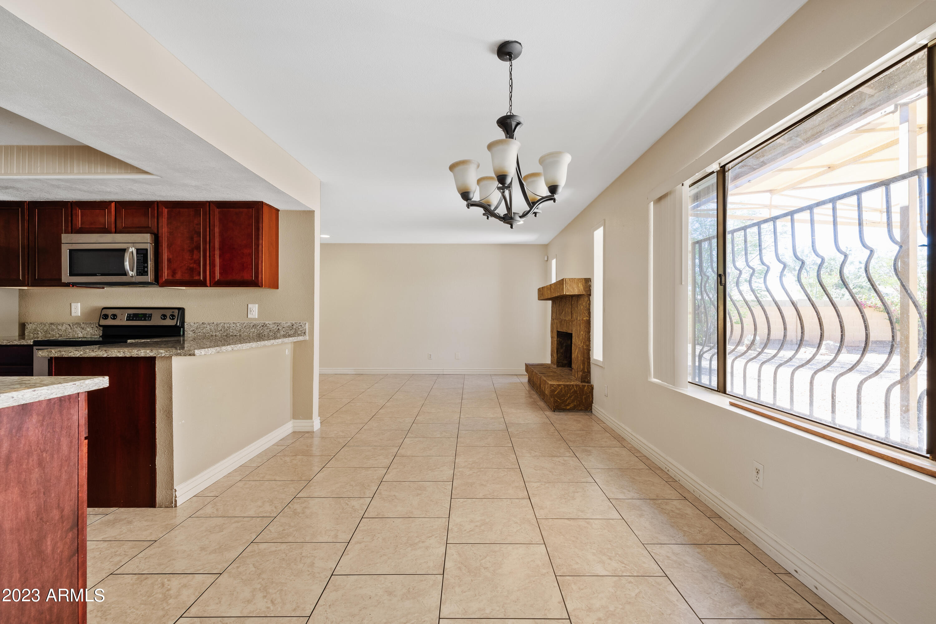 4501 E PARADISE Lane