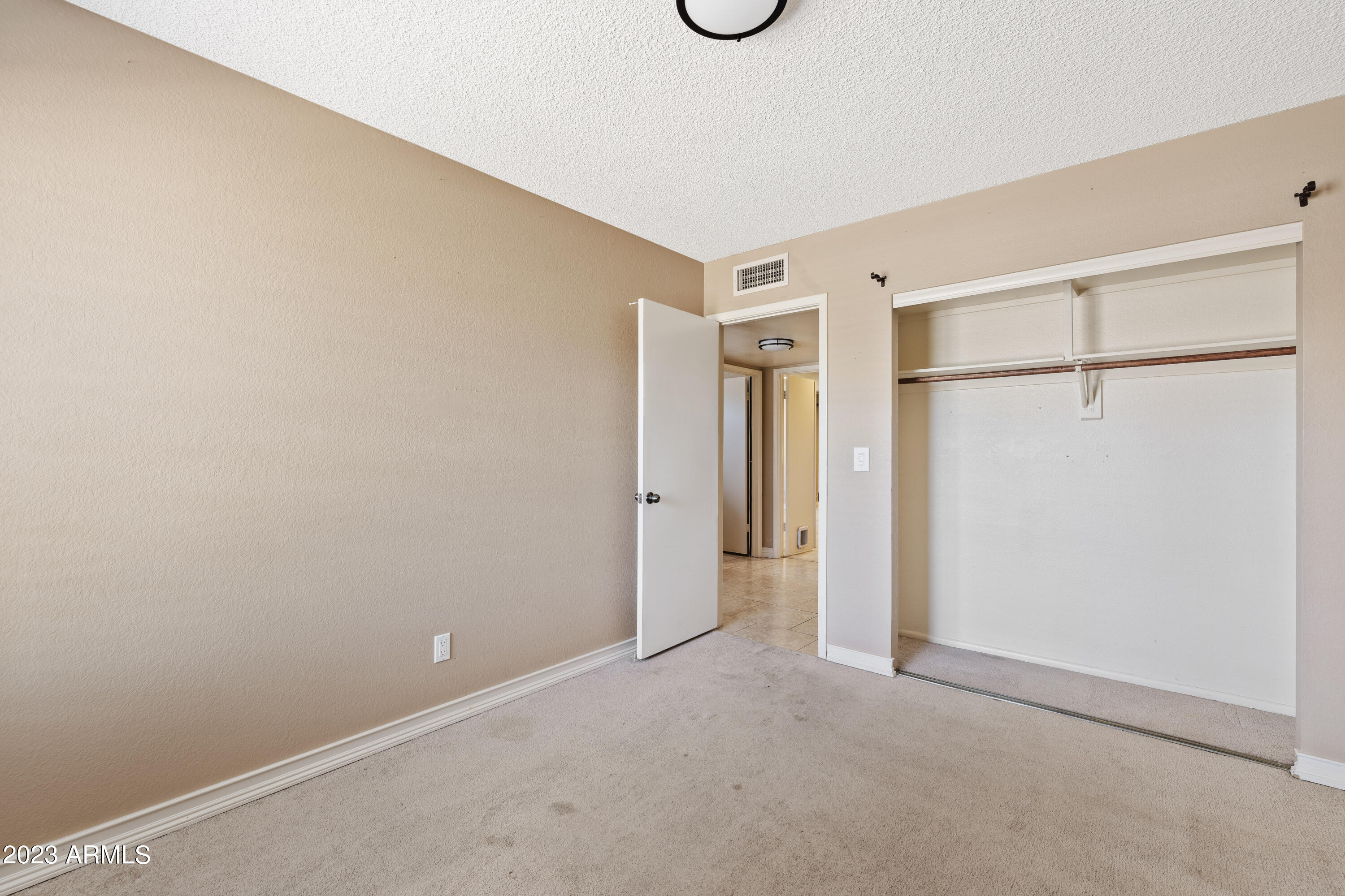 4501 E PARADISE Lane