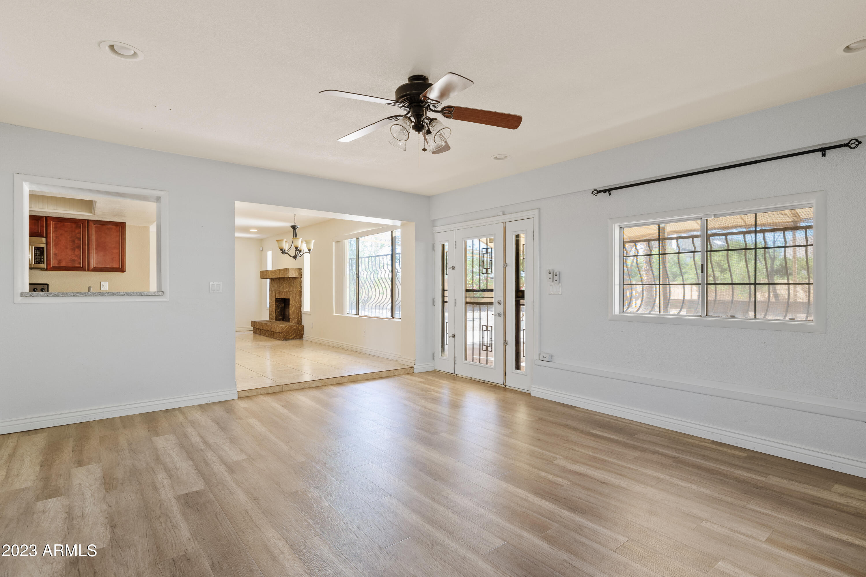 4501 E PARADISE Lane