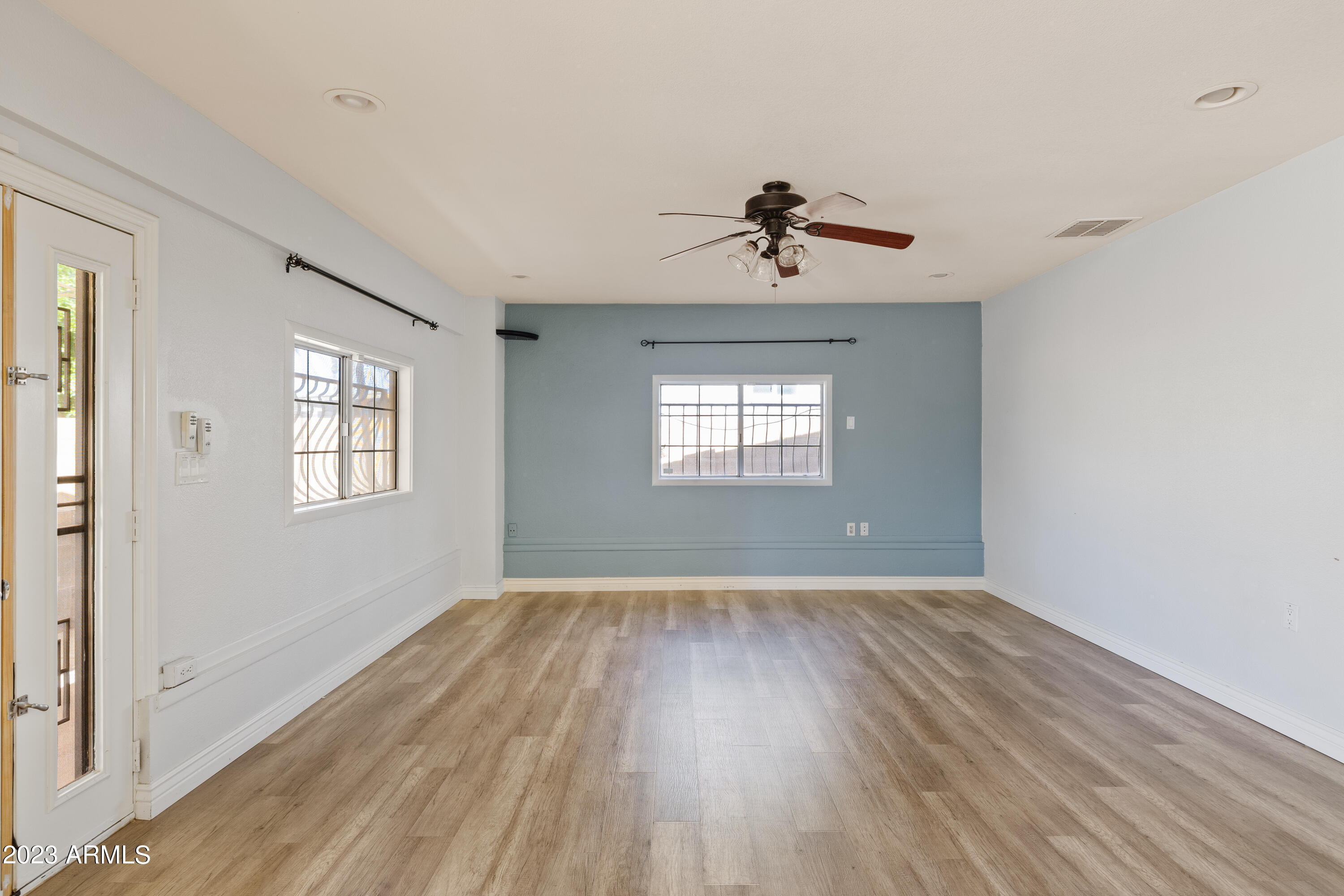 4501 E PARADISE Lane