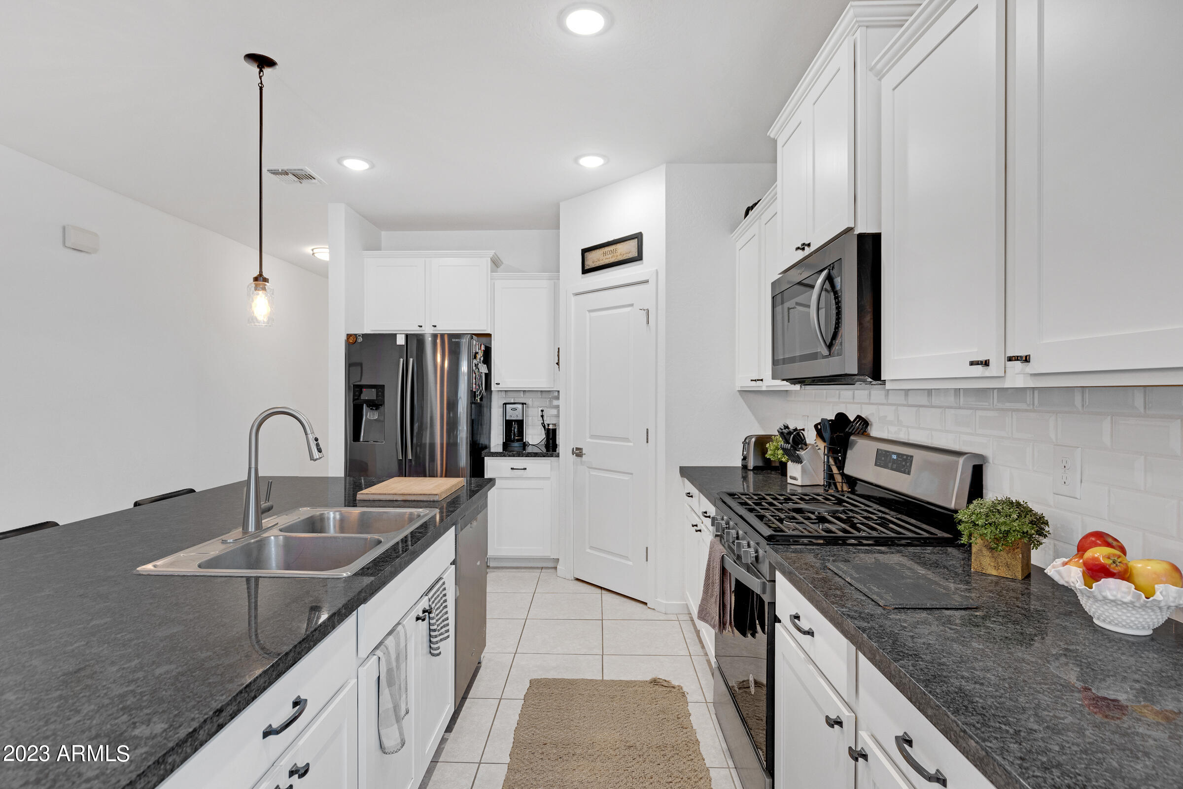 37293 N FALABELLA Drive