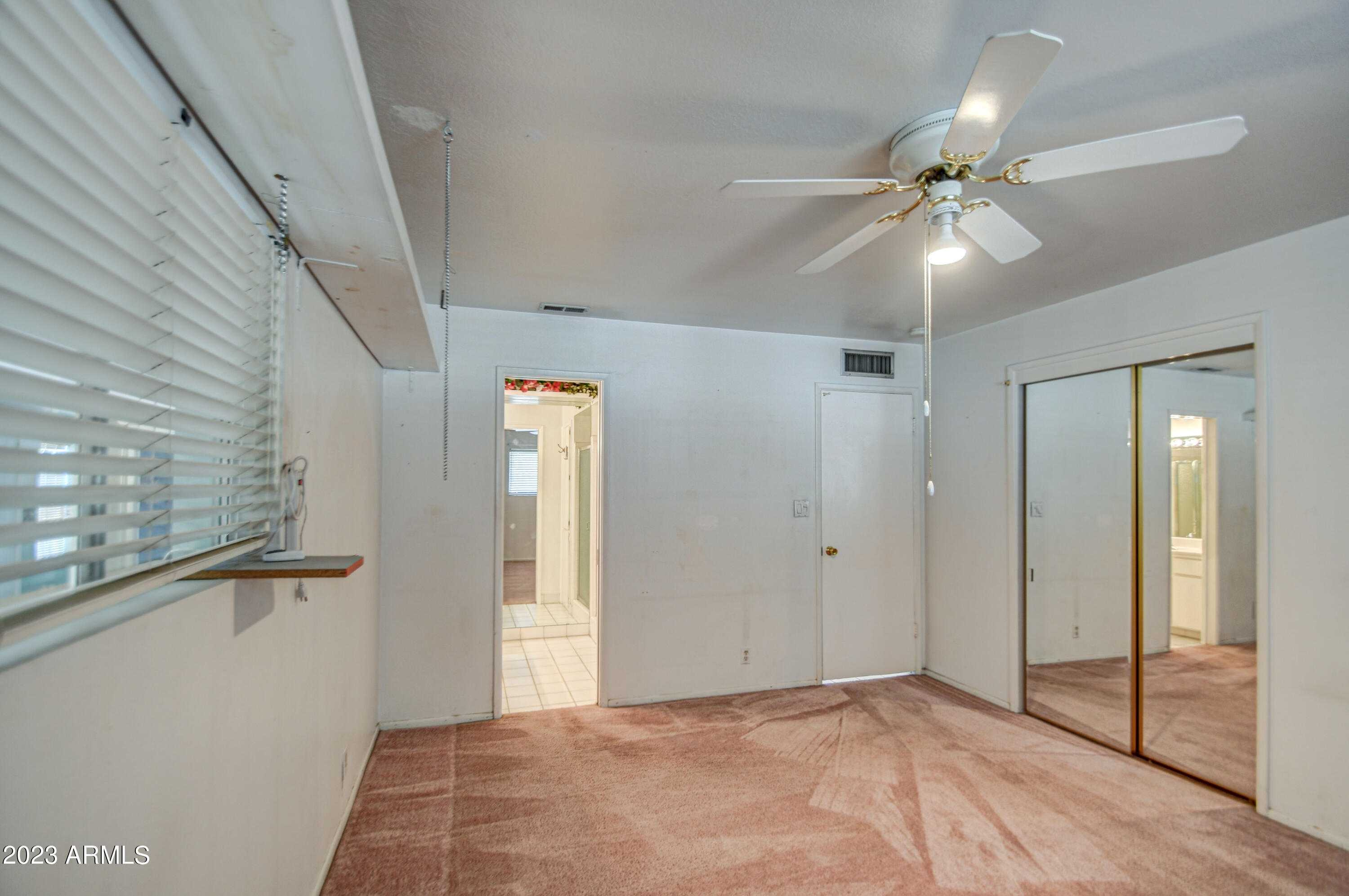 5415 E DALLAS Street