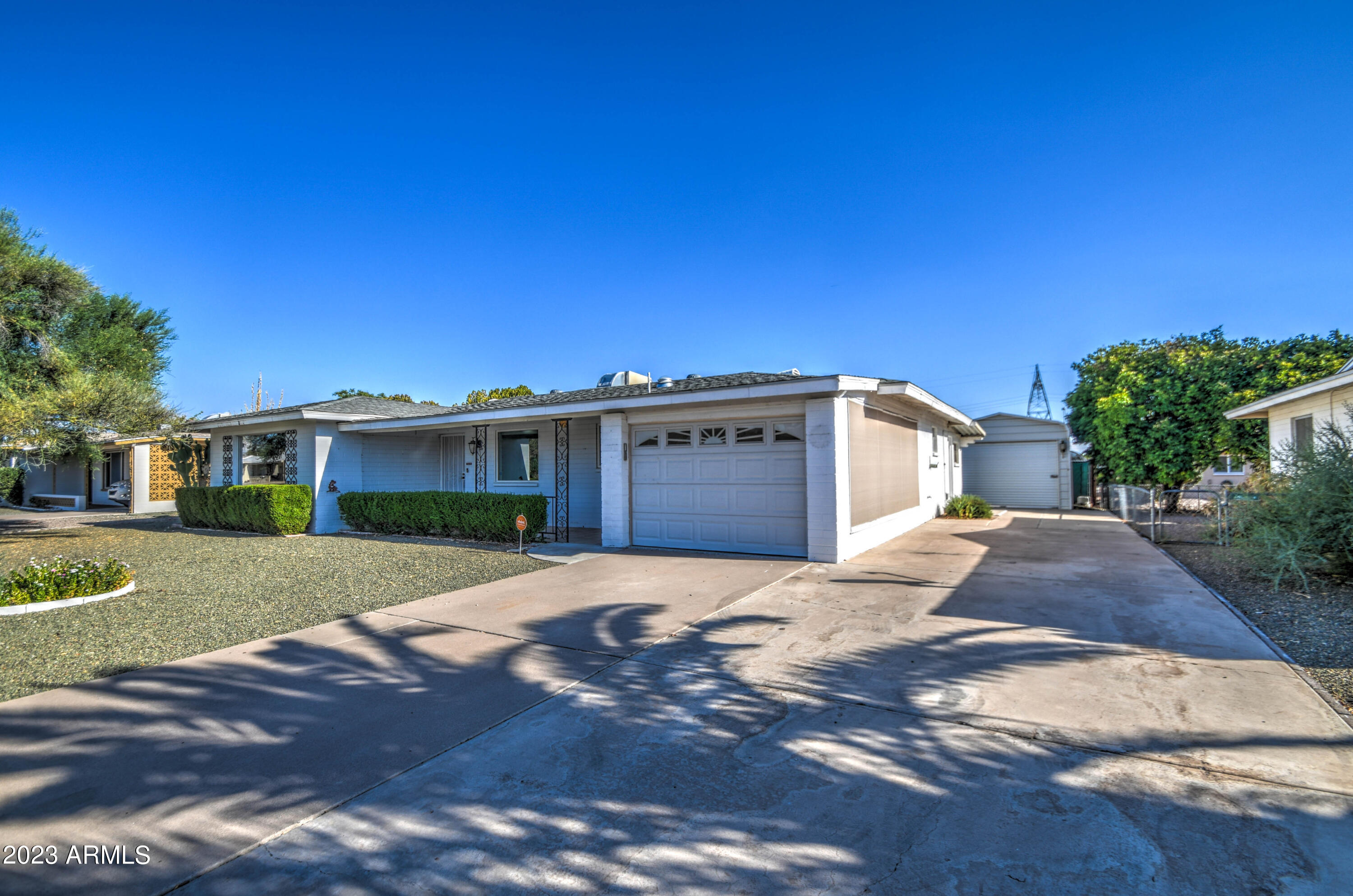 5415 E DALLAS Street