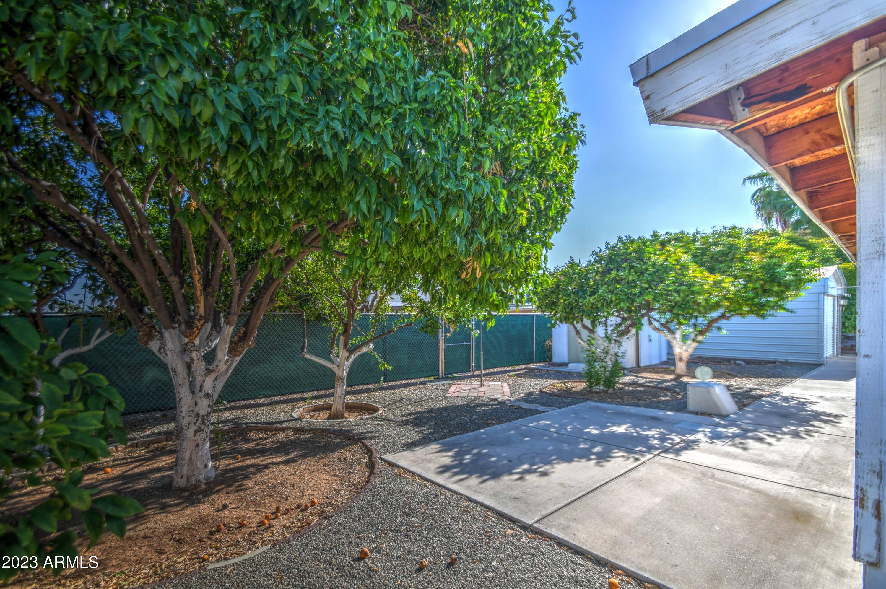 5415 E DALLAS Street