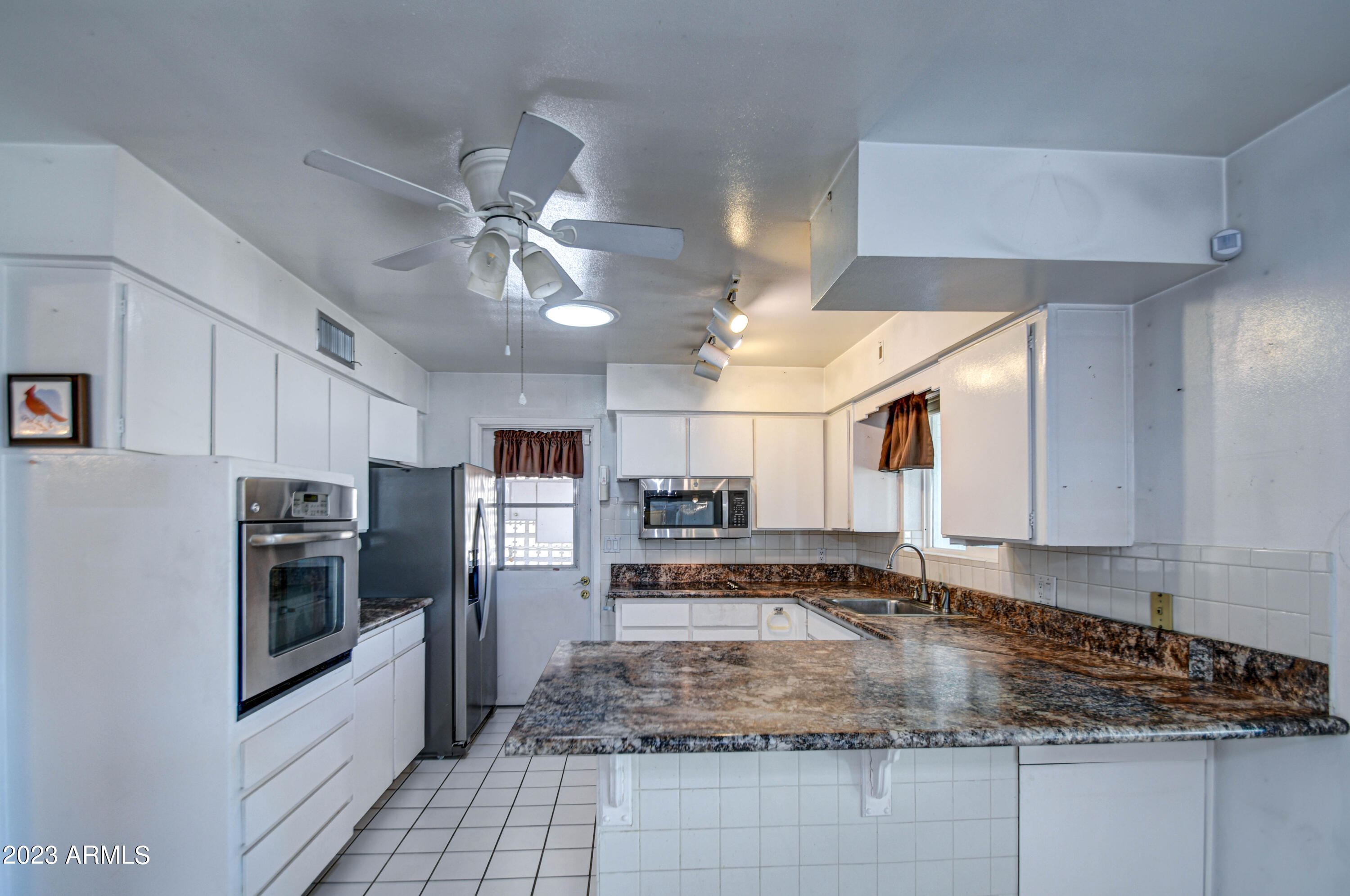 5415 E DALLAS Street