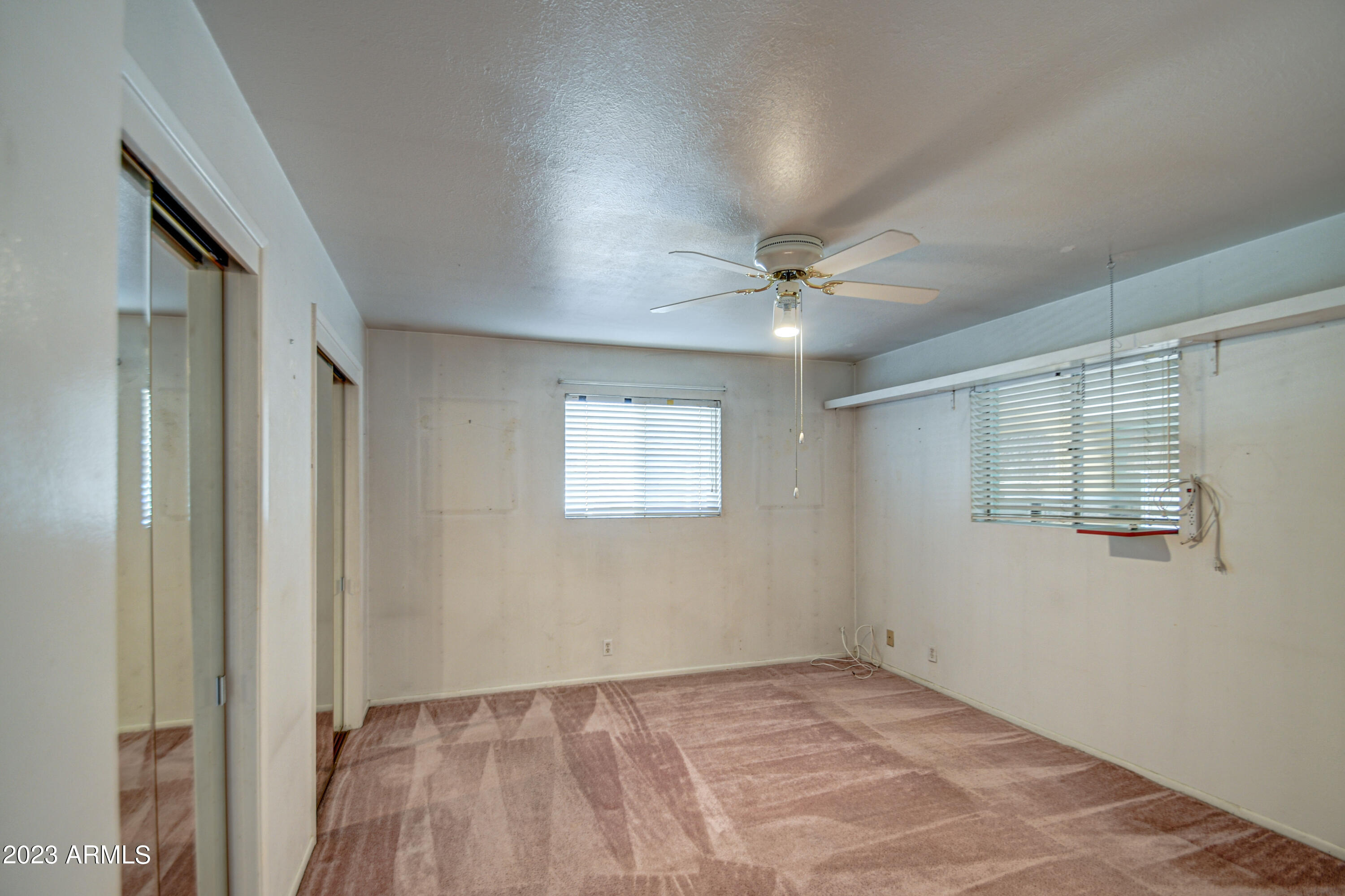 5415 E DALLAS Street