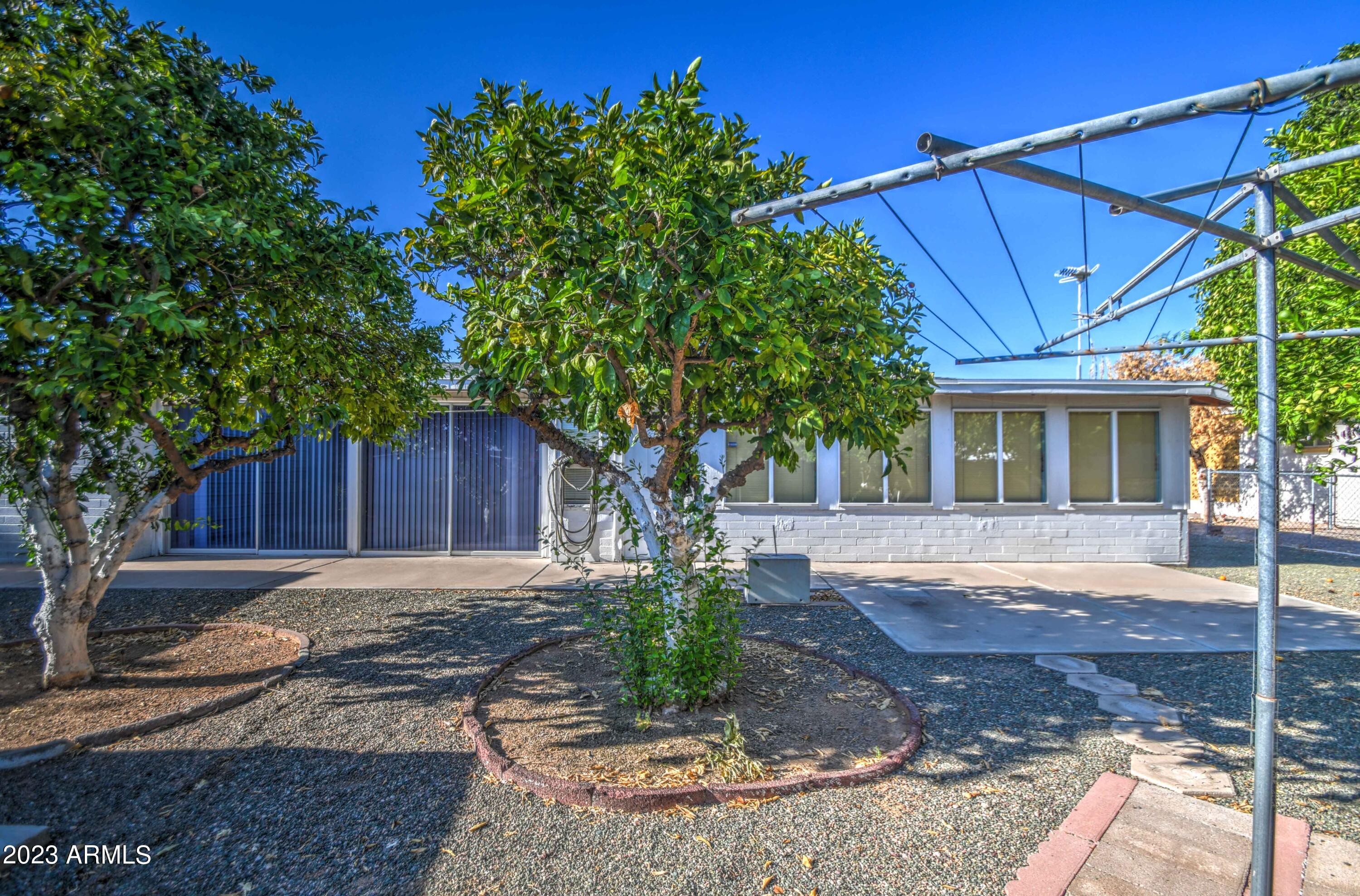 5415 E DALLAS Street