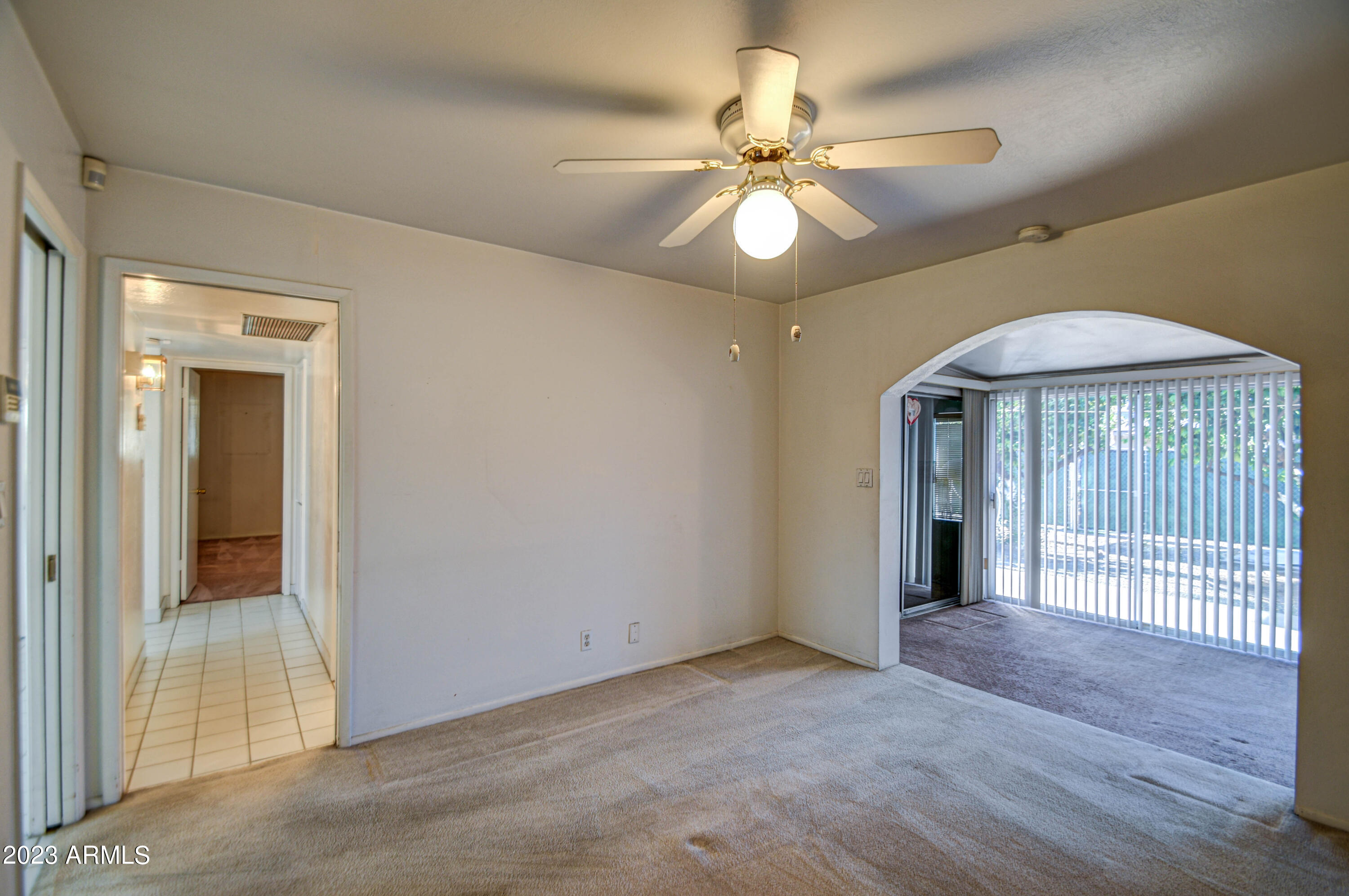 5415 E DALLAS Street