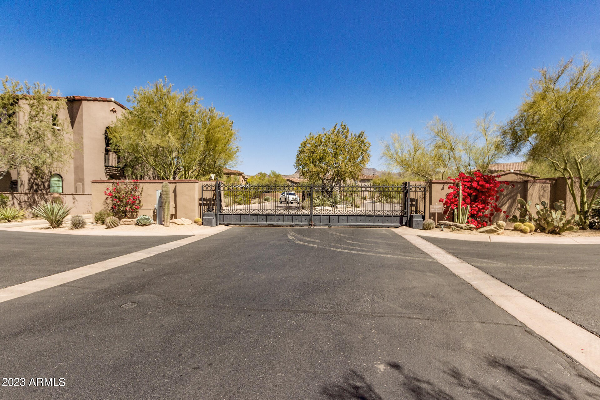 20704 N 90TH Place, 1002