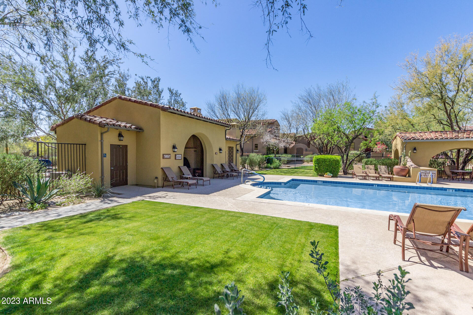 20704 N 90TH Place, 1002