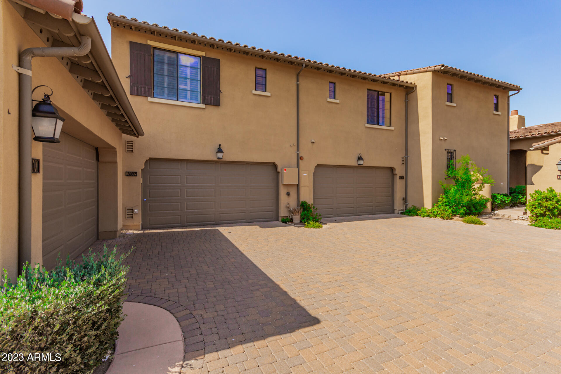 20704 N 90TH Place, 1002