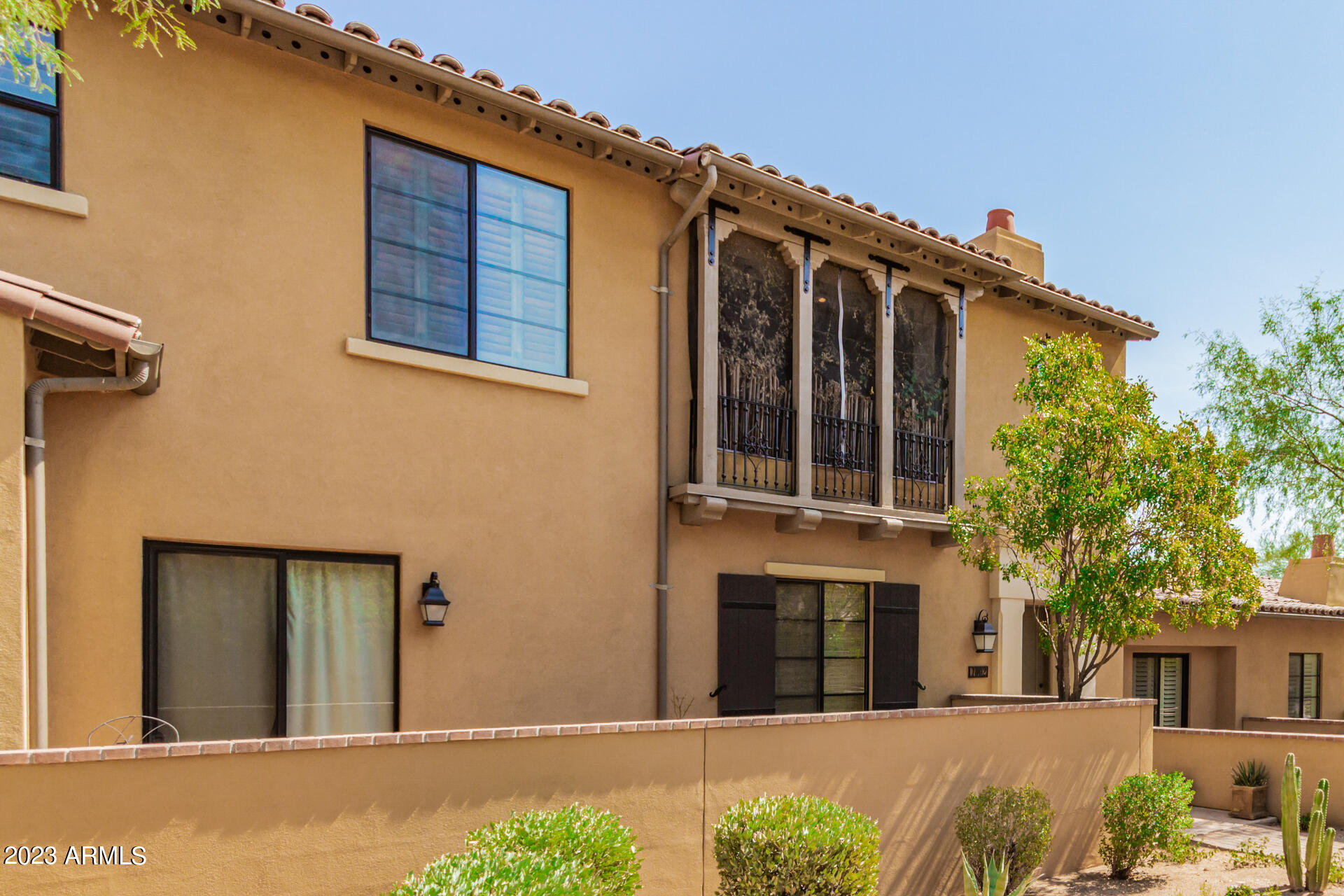 20704 N 90TH Place, 1002