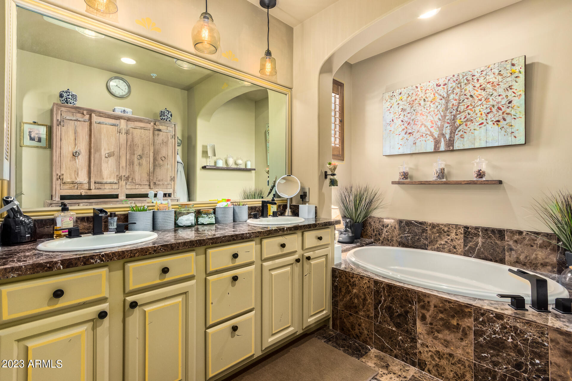 20704 N 90TH Place, 1002