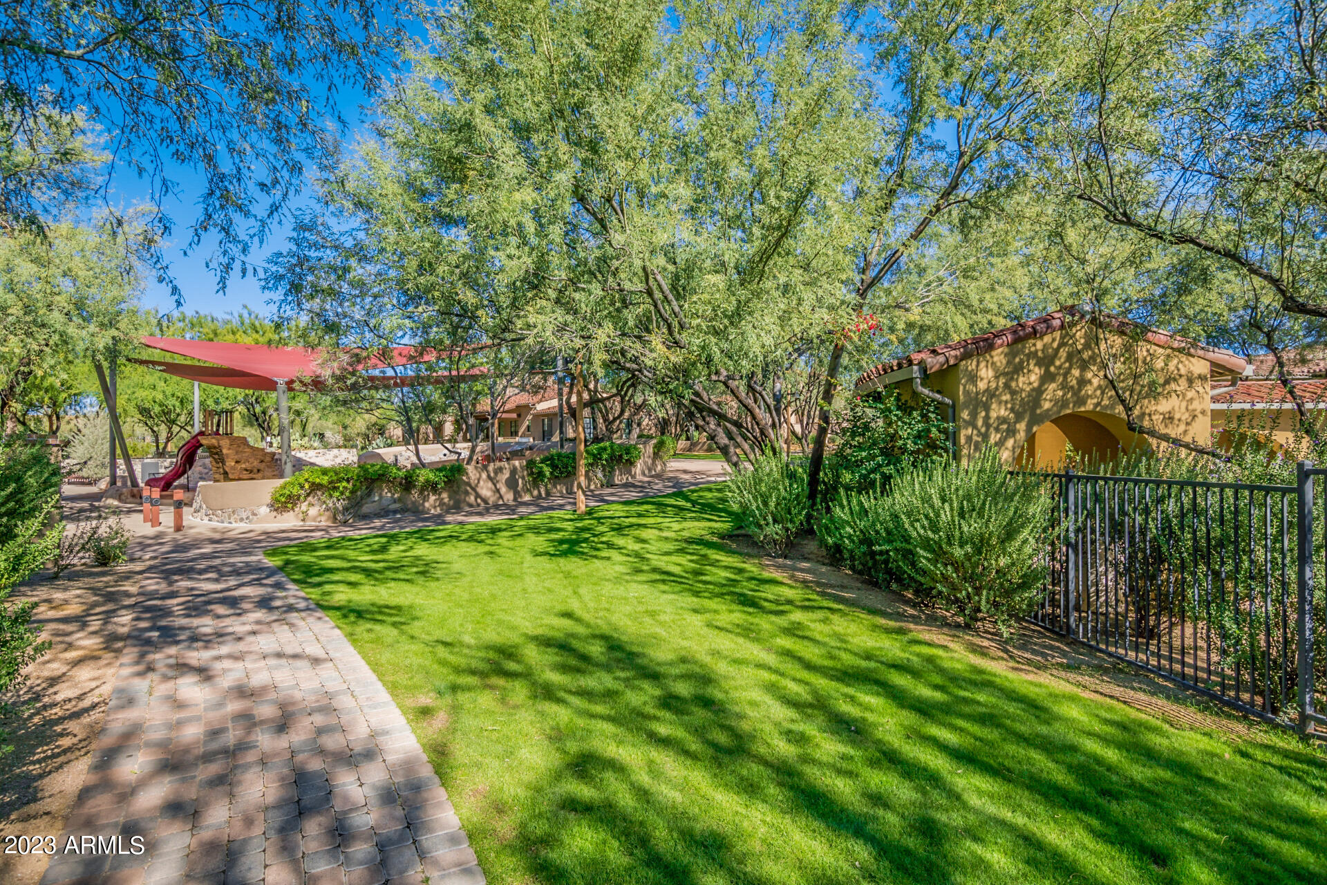 20704 N 90TH Place, 1002