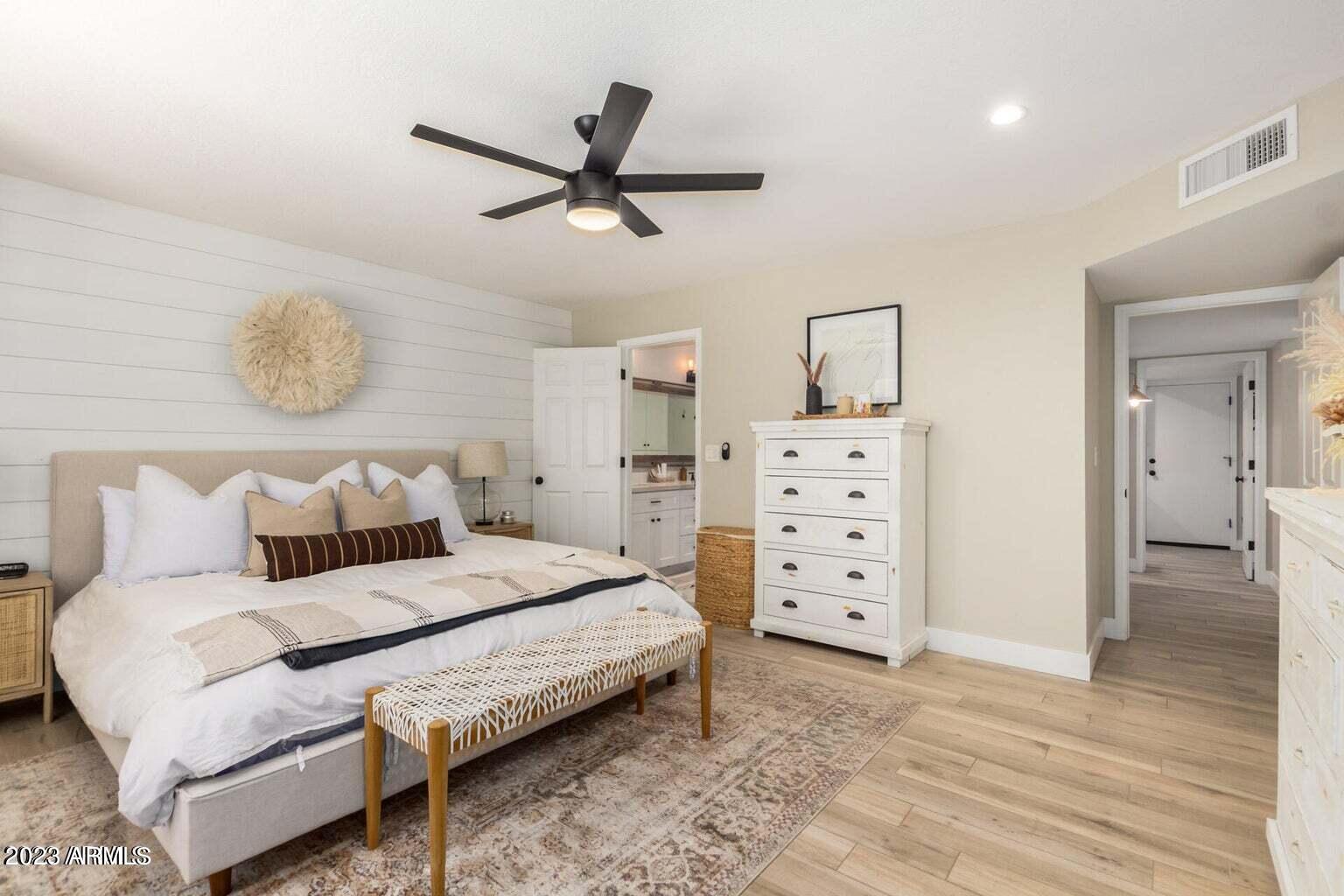 5849 E PARADISE Lane