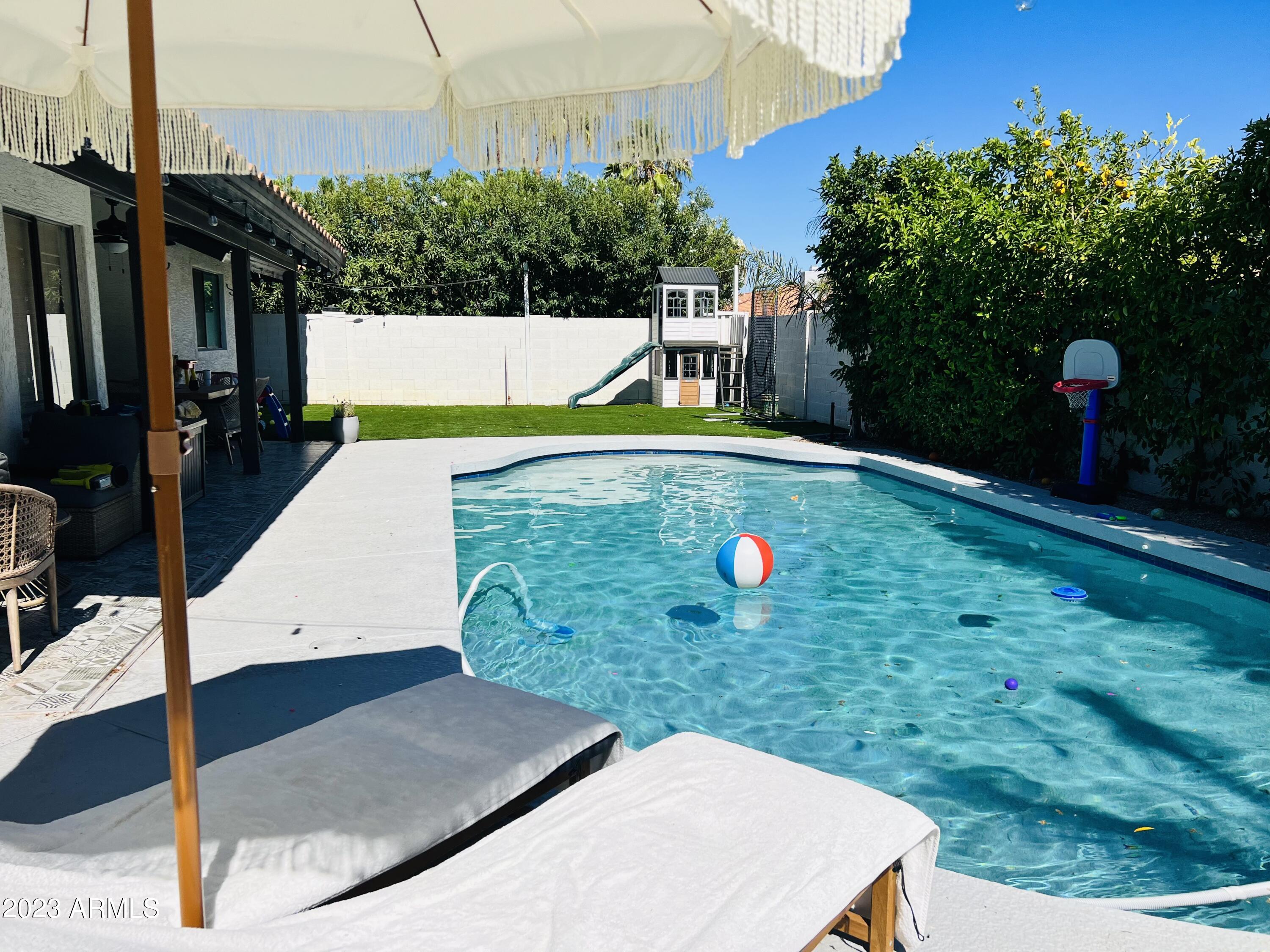 5849 E PARADISE Lane