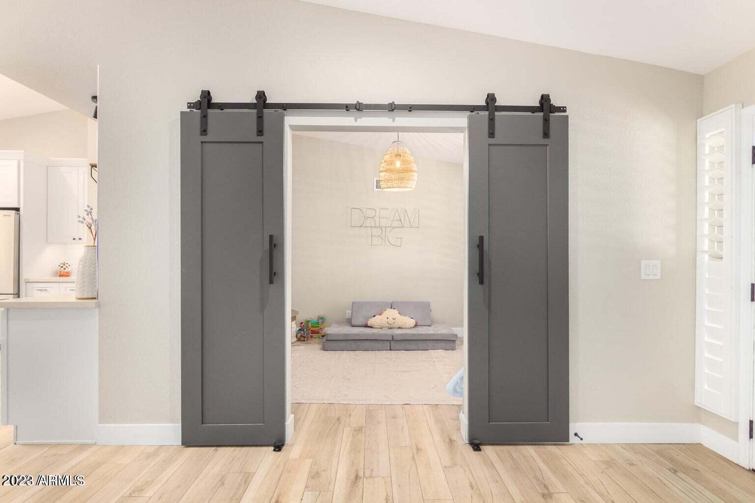 5849 E PARADISE Lane