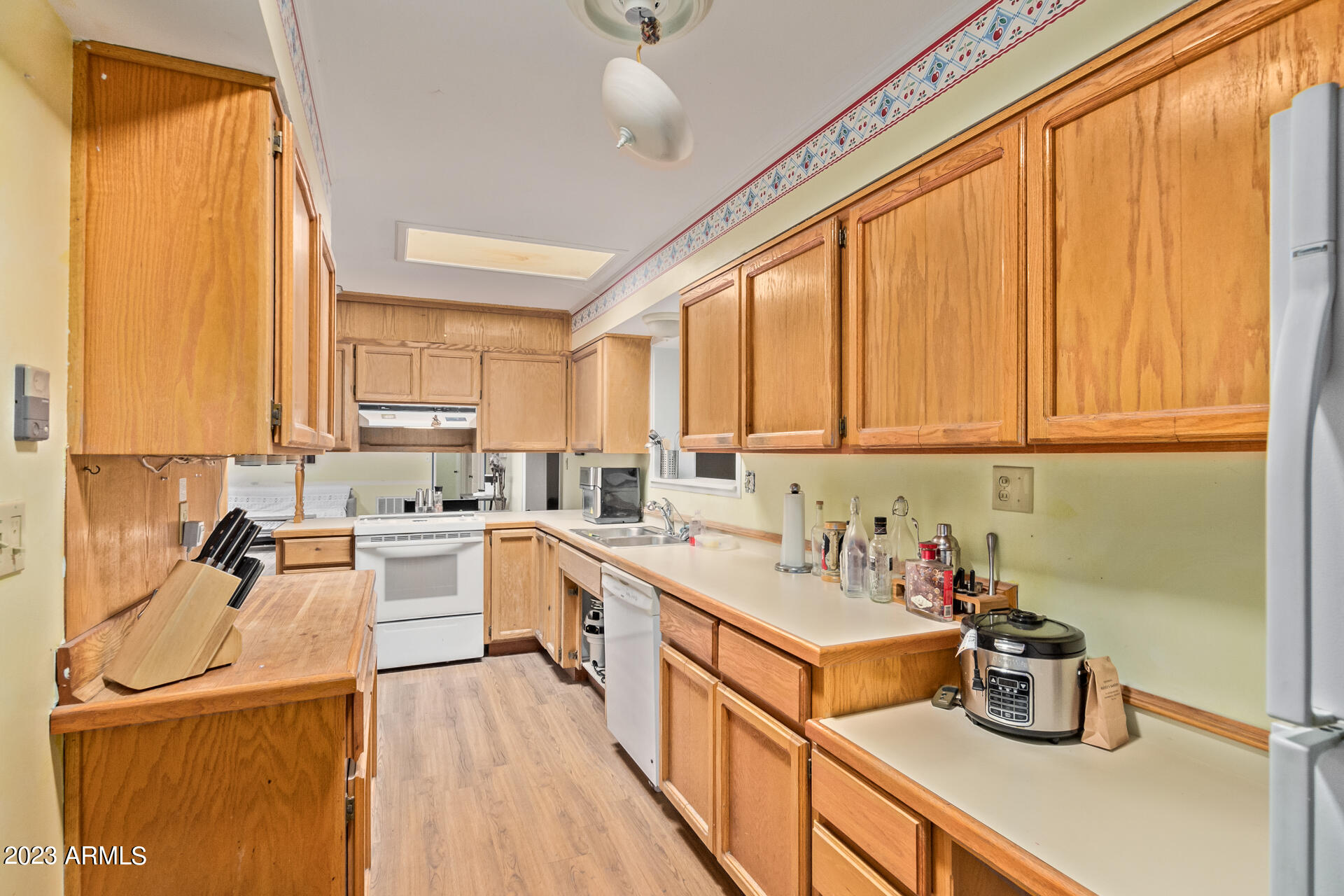 501 W EL CAMINITO Drive