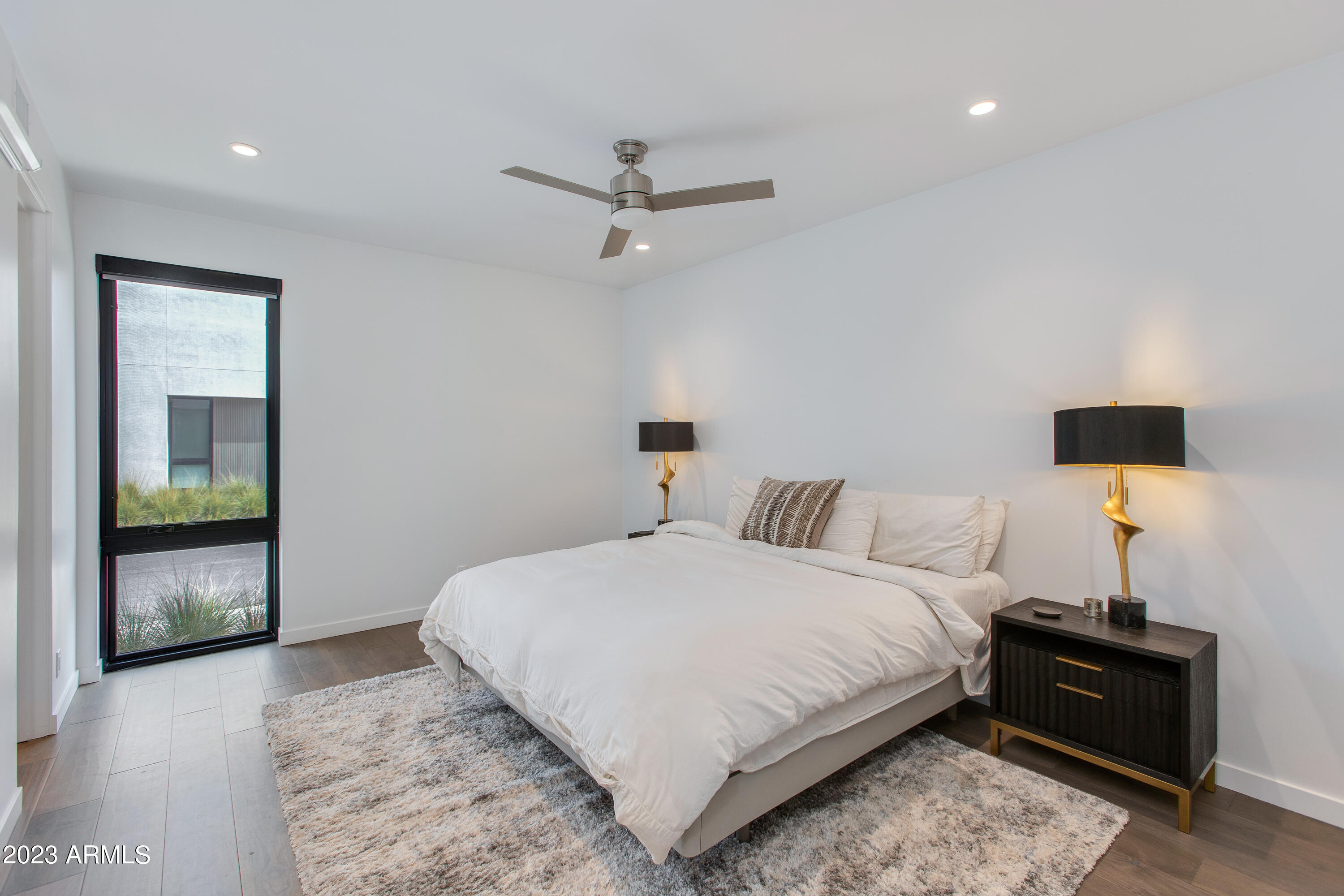 1337 E Pomelo Grove Lane