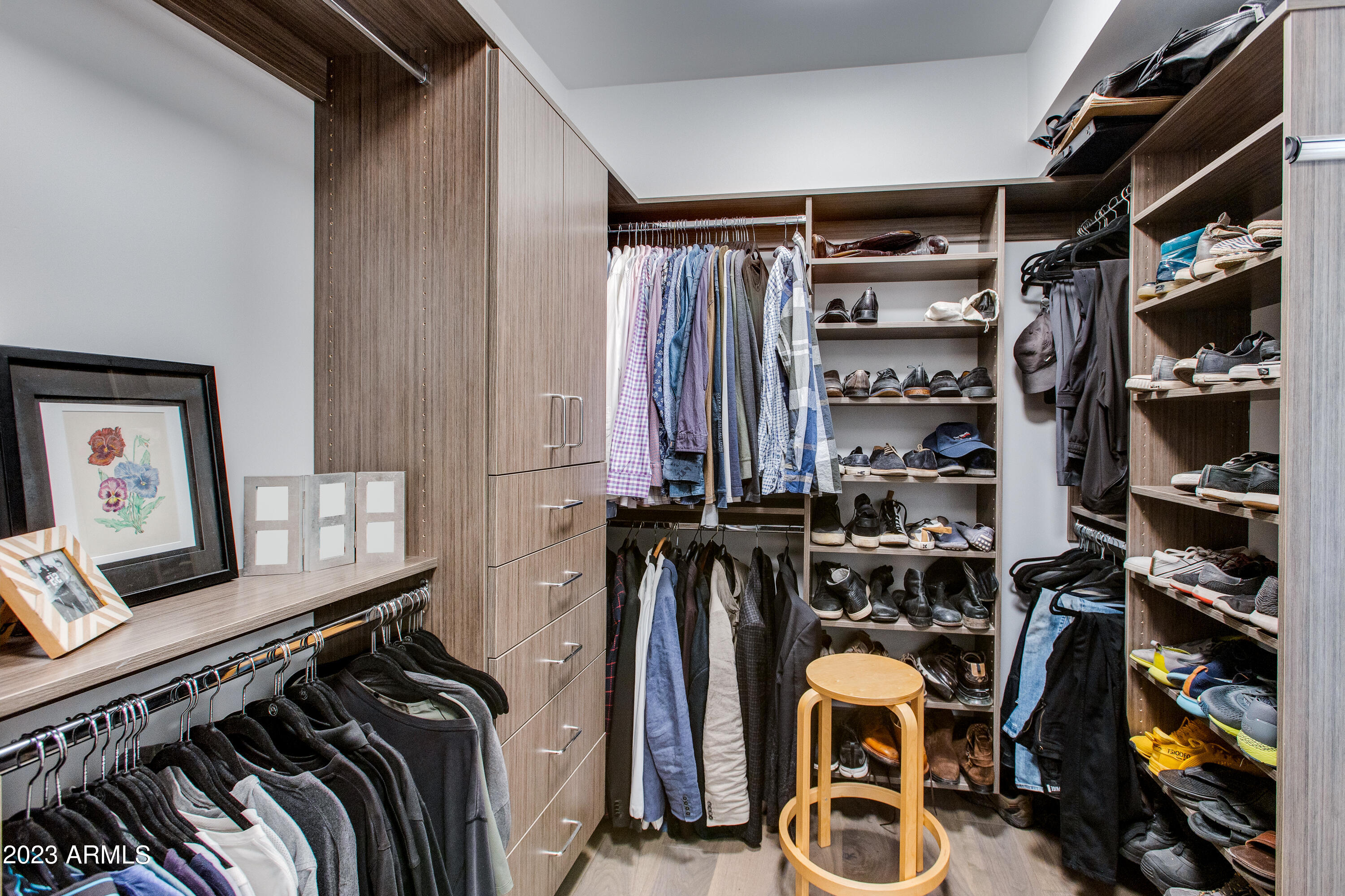 1337 E Pomelo Grove Lane