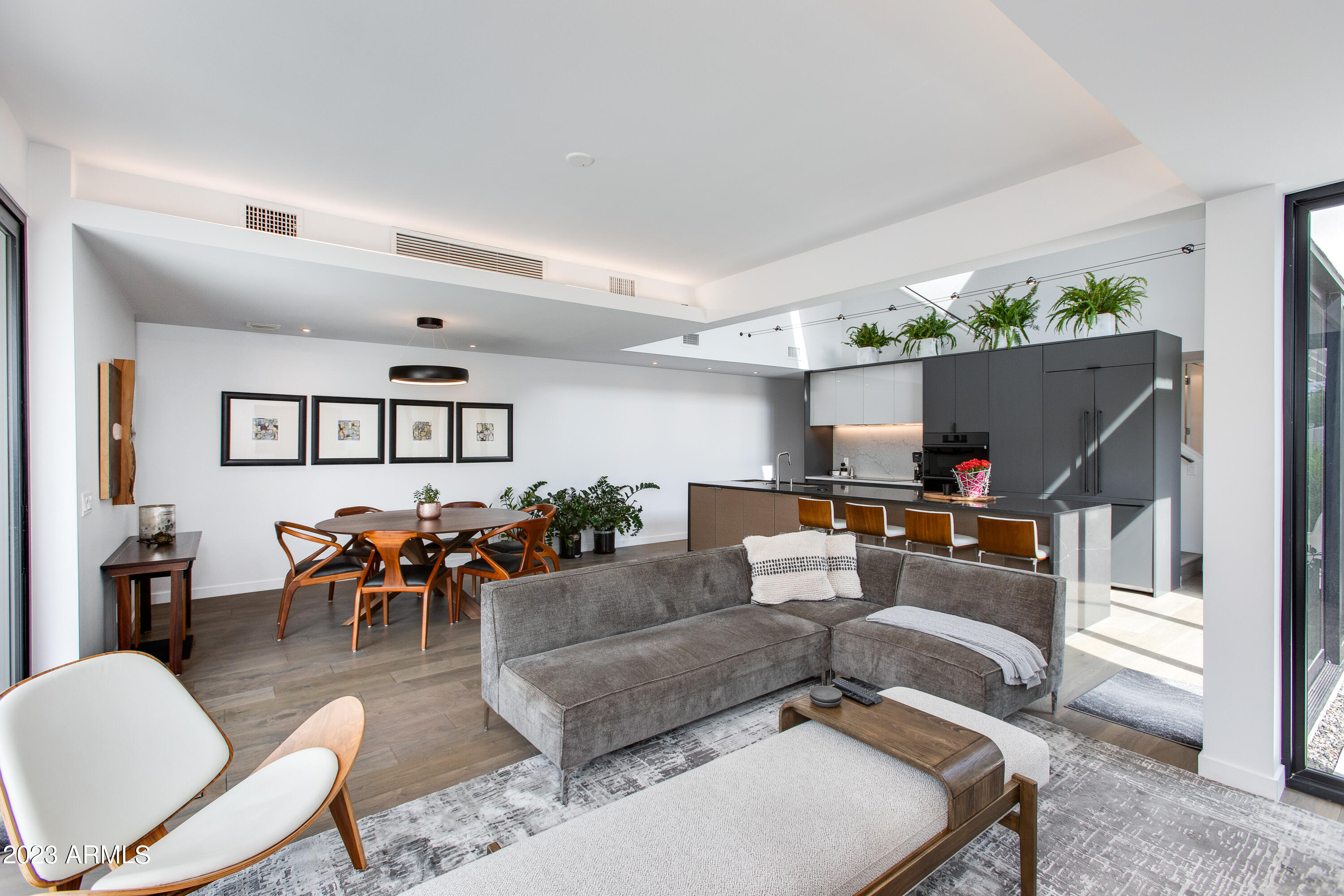 1337 E Pomelo Grove Lane