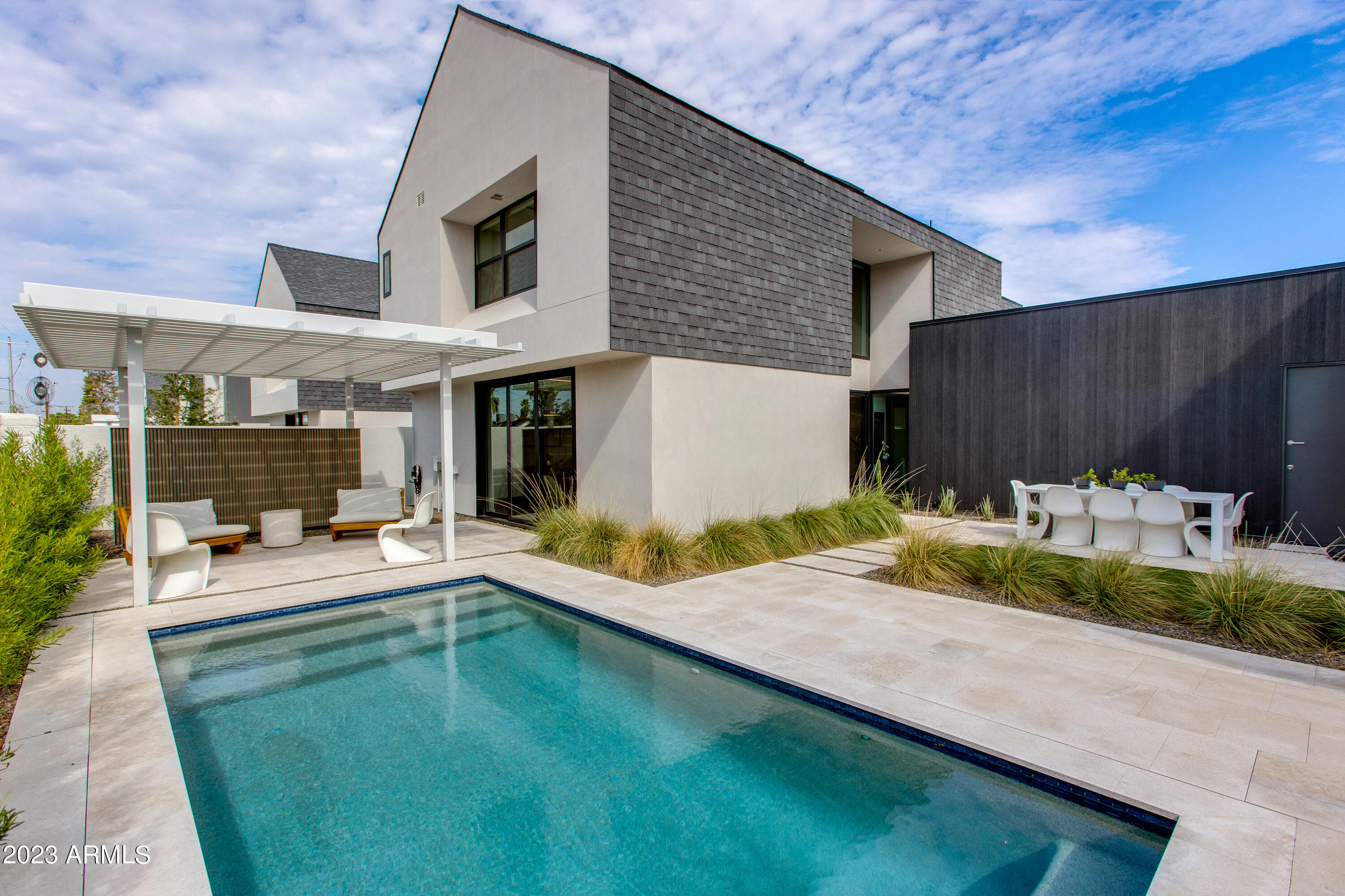 1337 E Pomelo Grove Lane