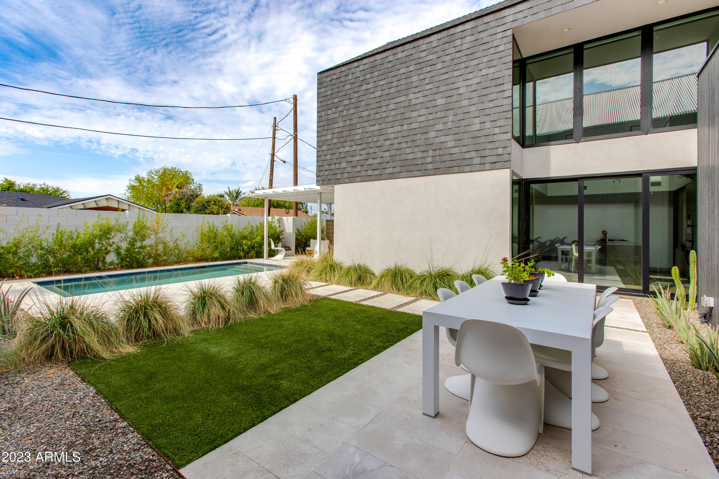 1337 E Pomelo Grove Lane