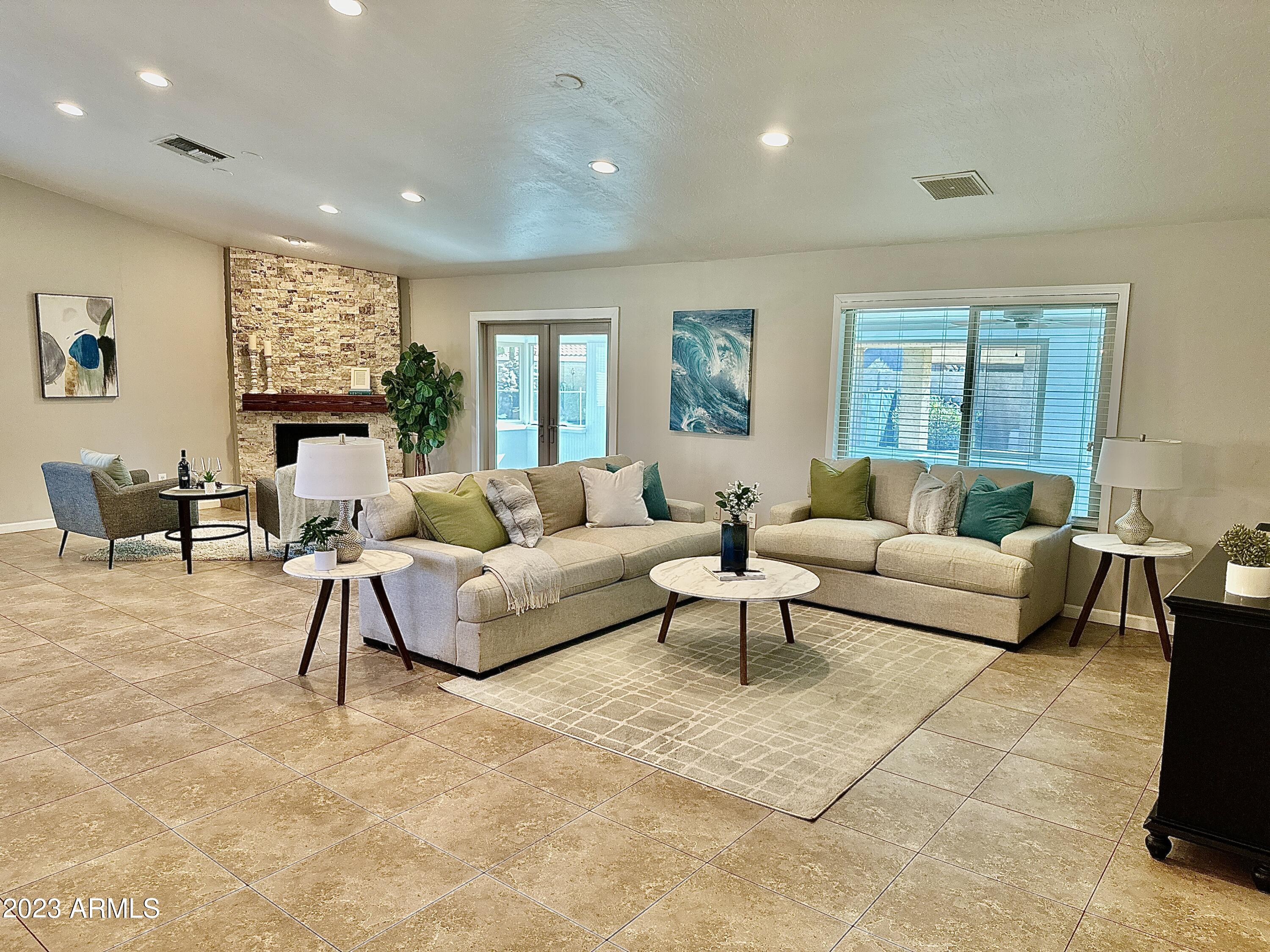 6049 E KATHLEEN Road