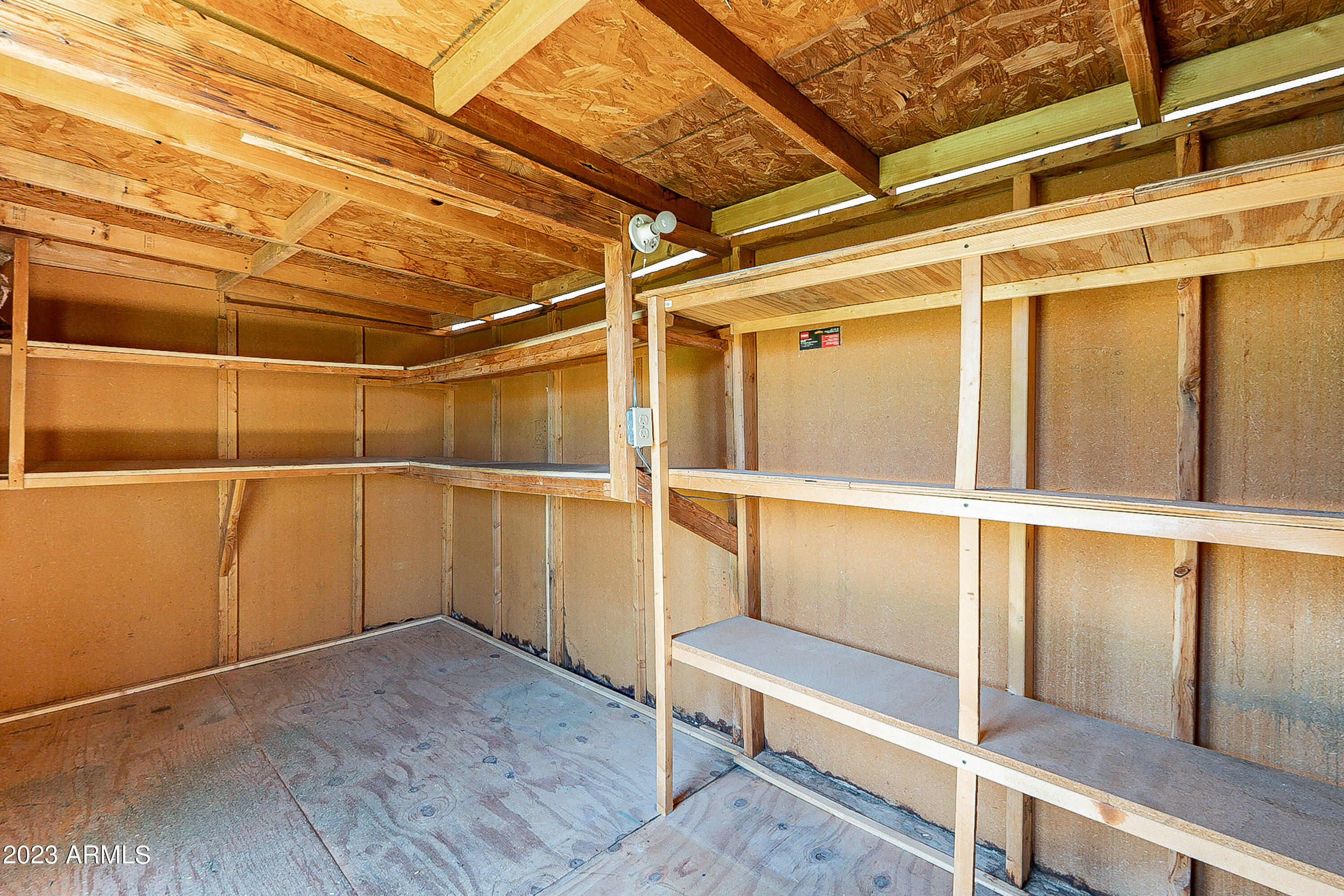 6049 E KATHLEEN Road