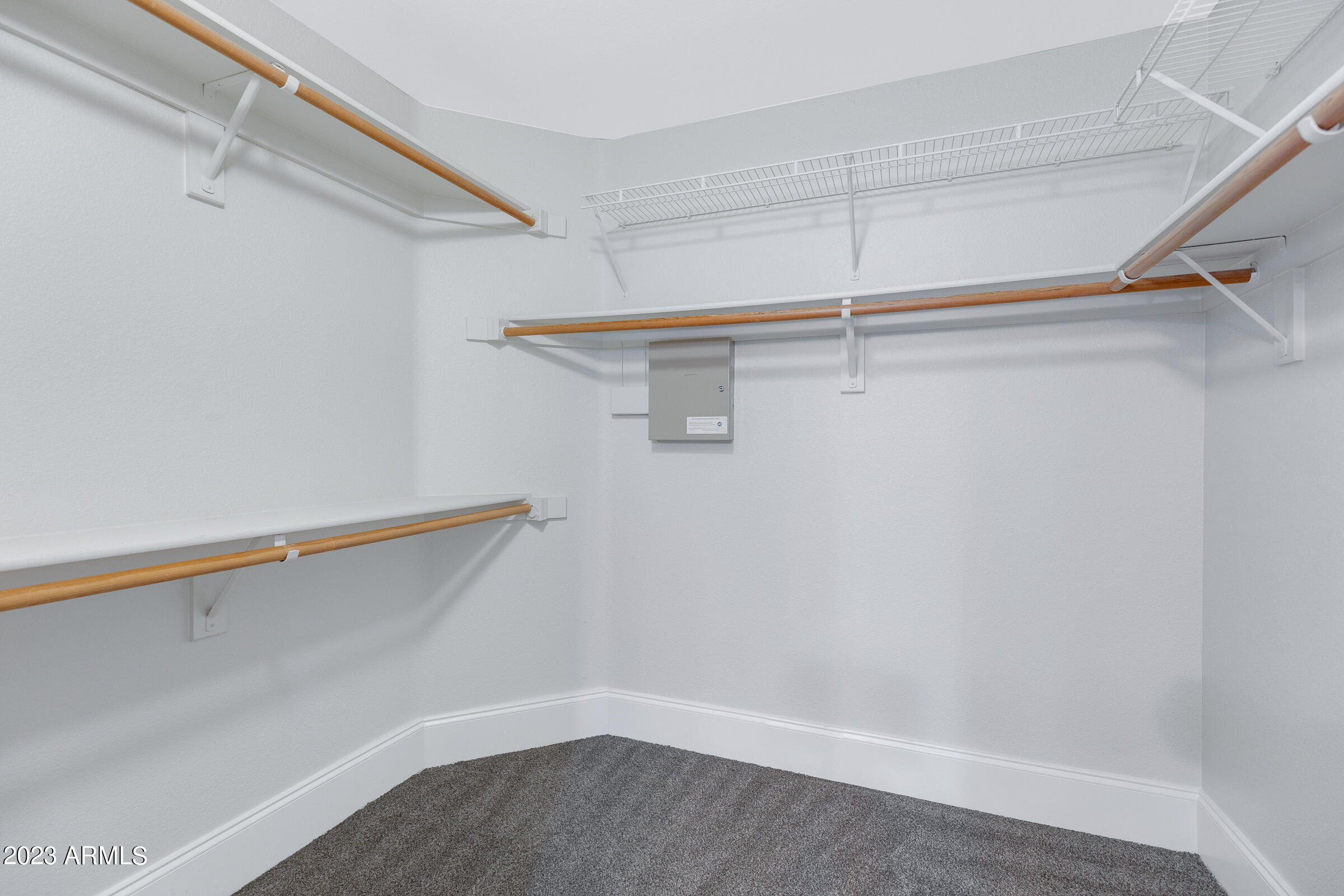 256 N COTTONWOOD Drive