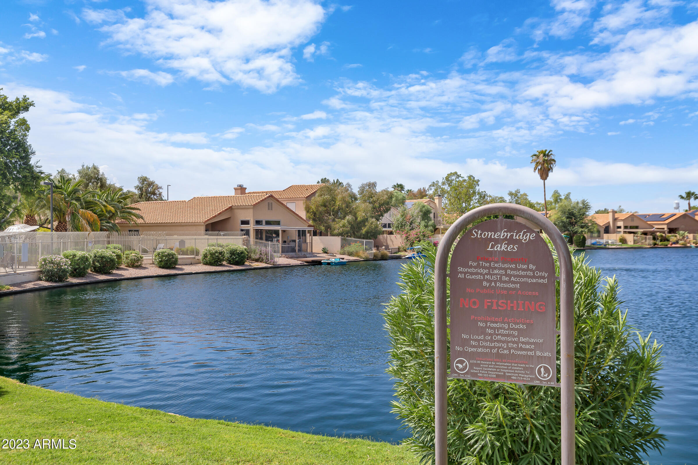 256 N COTTONWOOD Drive