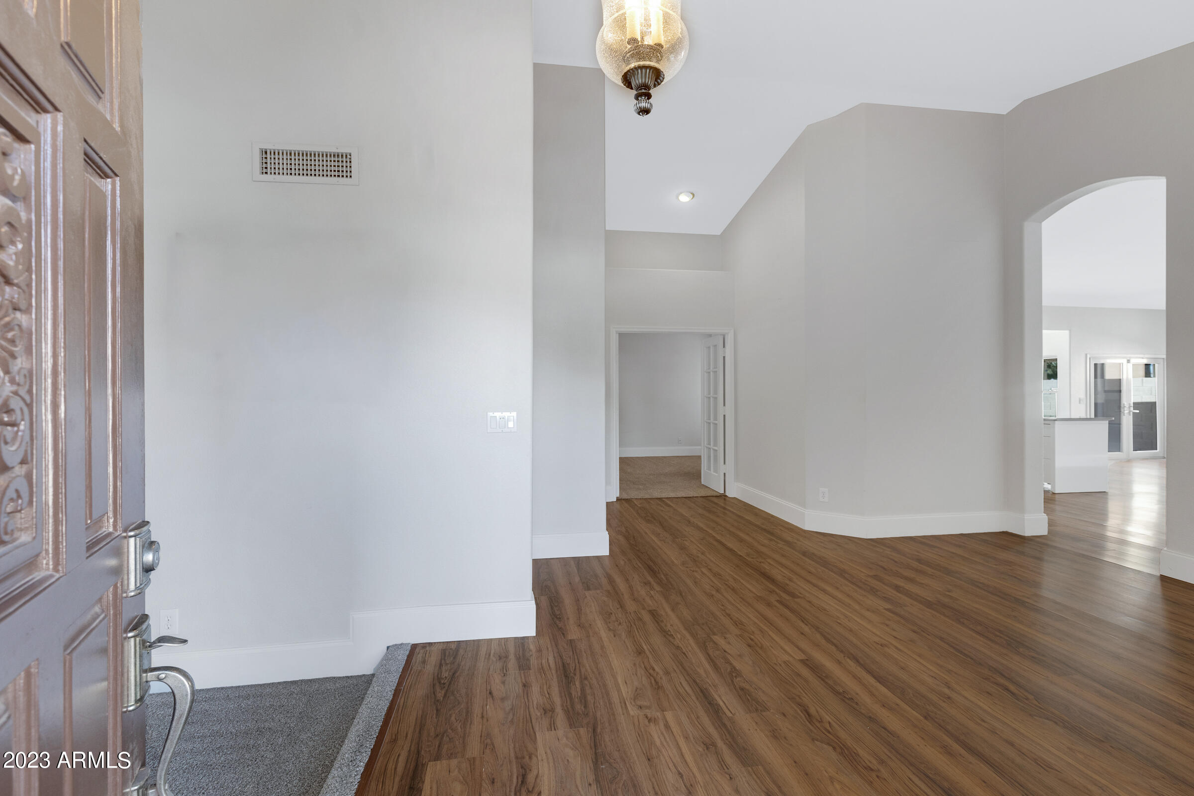 256 N COTTONWOOD Drive