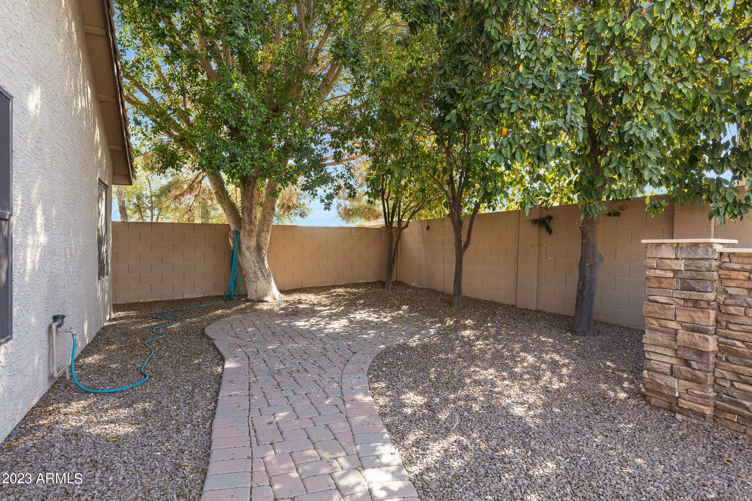 256 N COTTONWOOD Drive