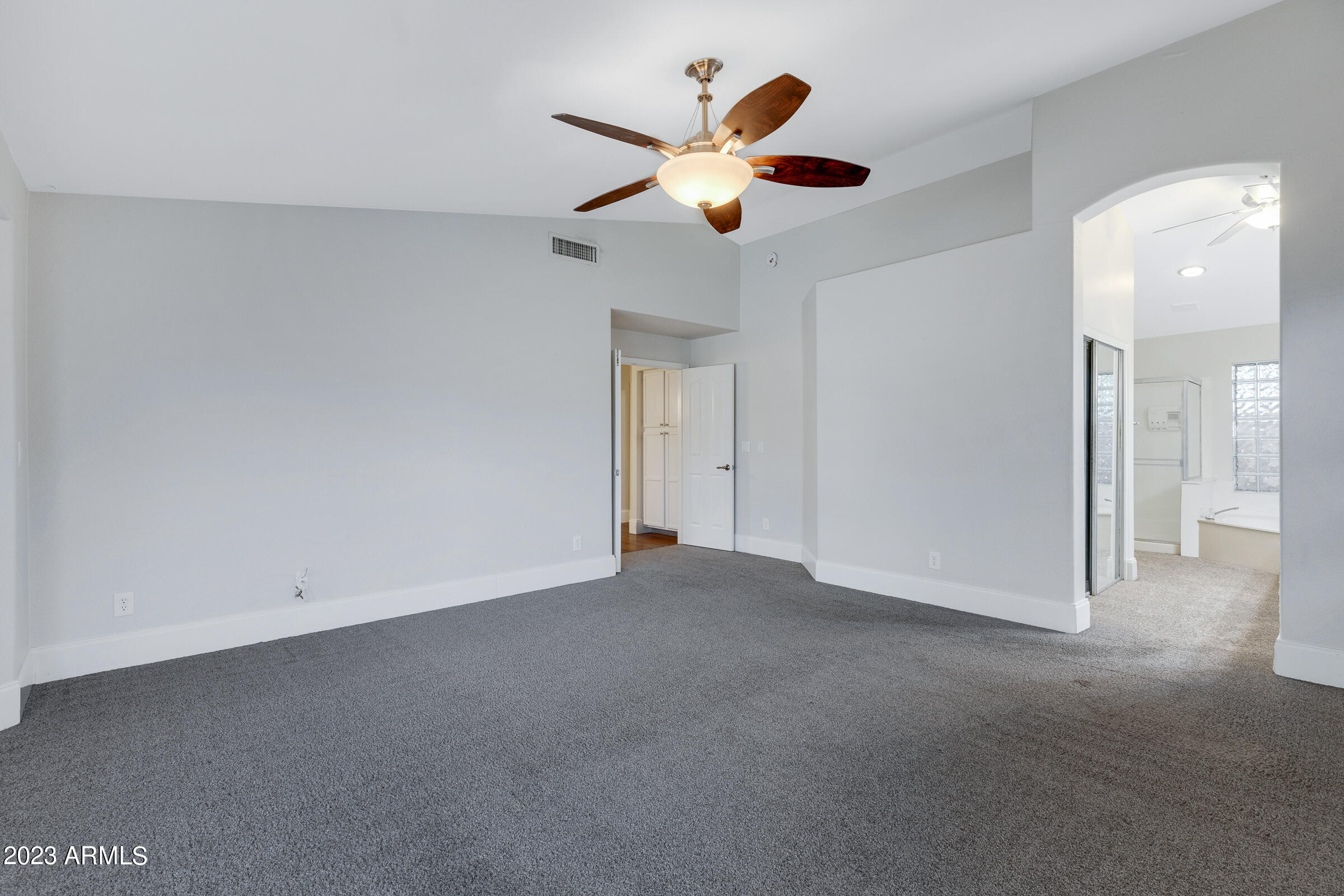 256 N COTTONWOOD Drive