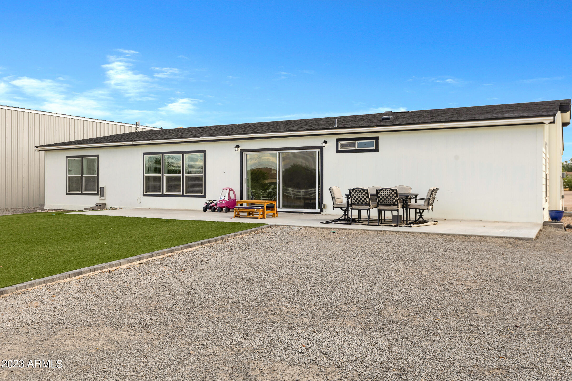 9228 W DOVE ROOST Road