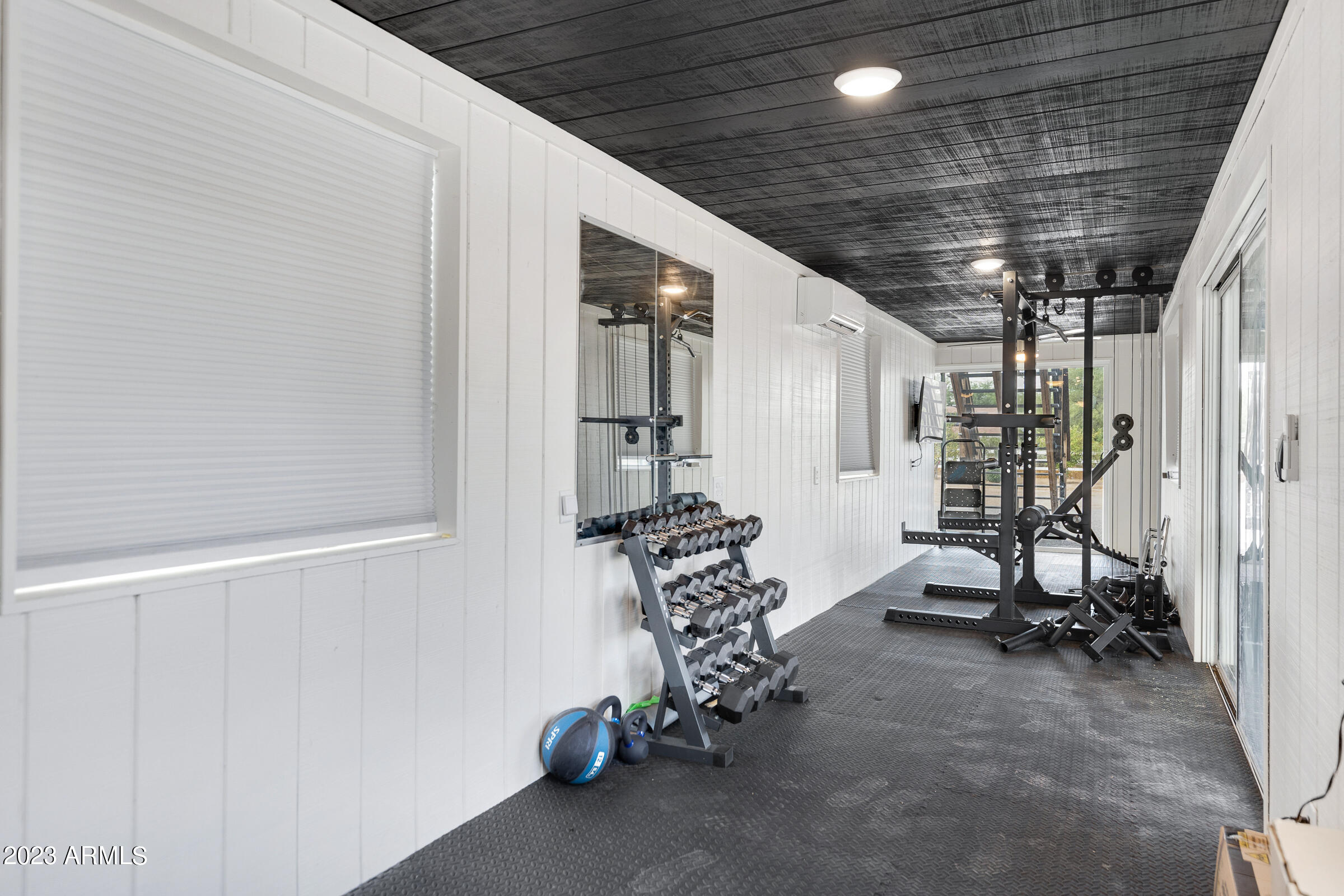 9228 W DOVE ROOST Road