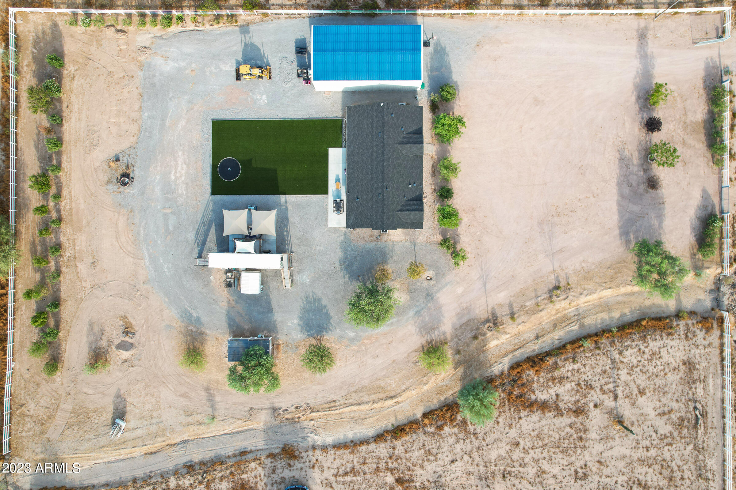 9228 W DOVE ROOST Road