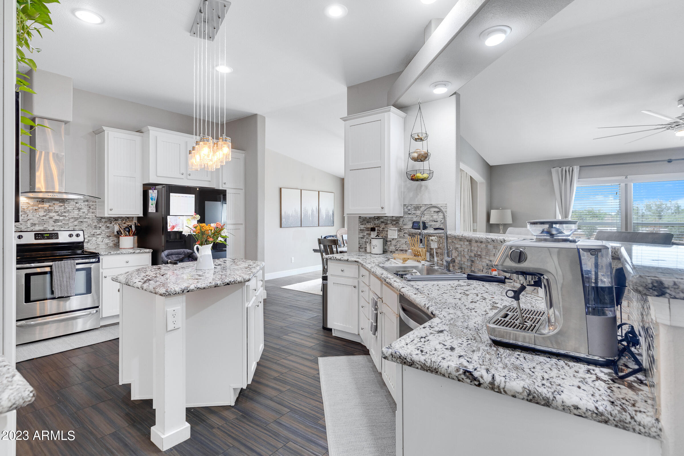 9228 W DOVE ROOST Road